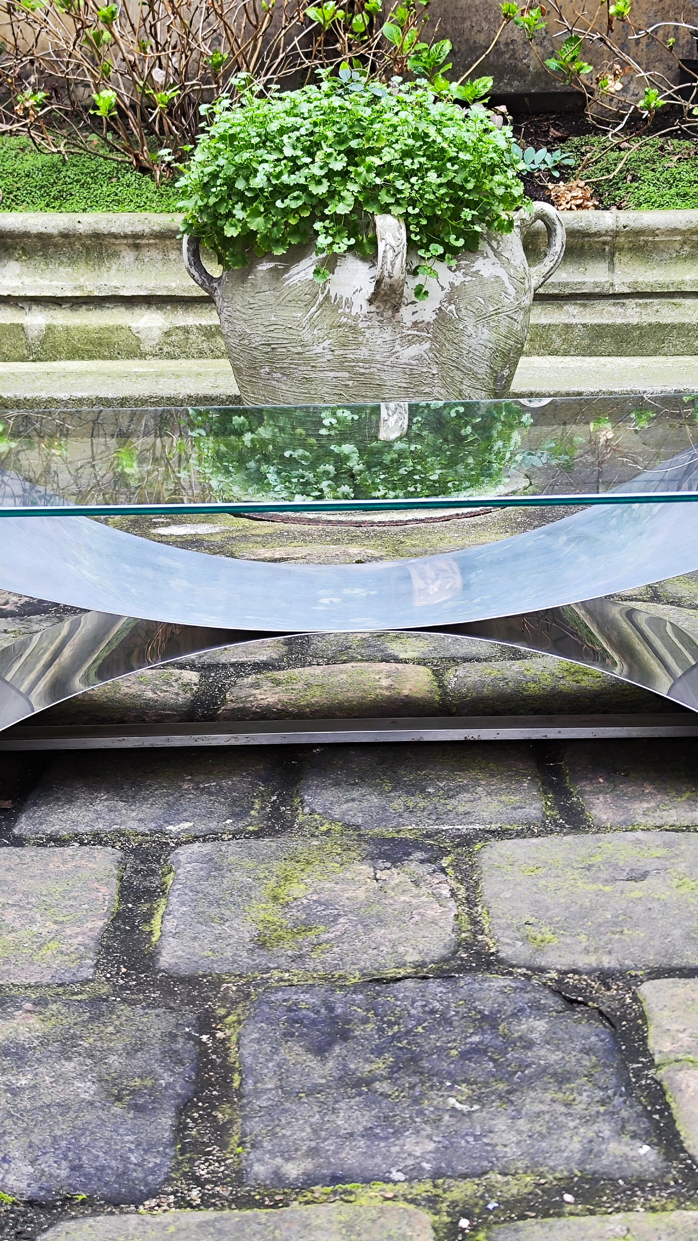 Table basse en acier brossé François Monnet avec plateau en verre - France - Steele - Années 70 en vente 1