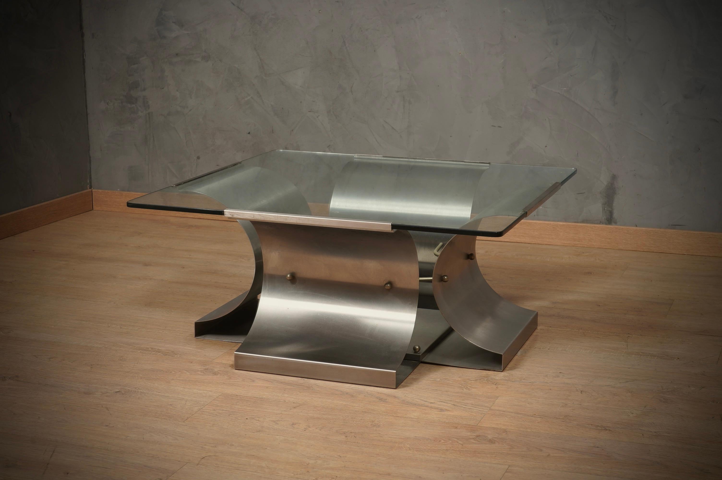 Table de canapé du milieu du siècle dernier Francois Monnet en acier et verre, 1970 en vente 1