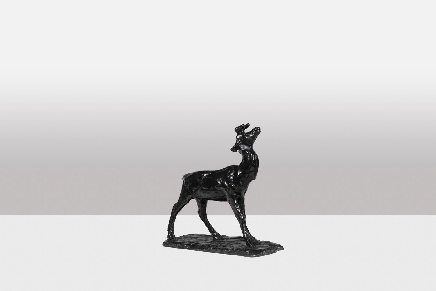 François Pompon.
Atelier Valsuani, edited by.

Sculpture “Belling deer”. Bronze with brown patina, lost wax casting. Stamp of the Foundry “cire perdue C. Valsuani“, on the plinth of the terrace. Reproduction dated 2006. Numbered 9/25.

Reference: