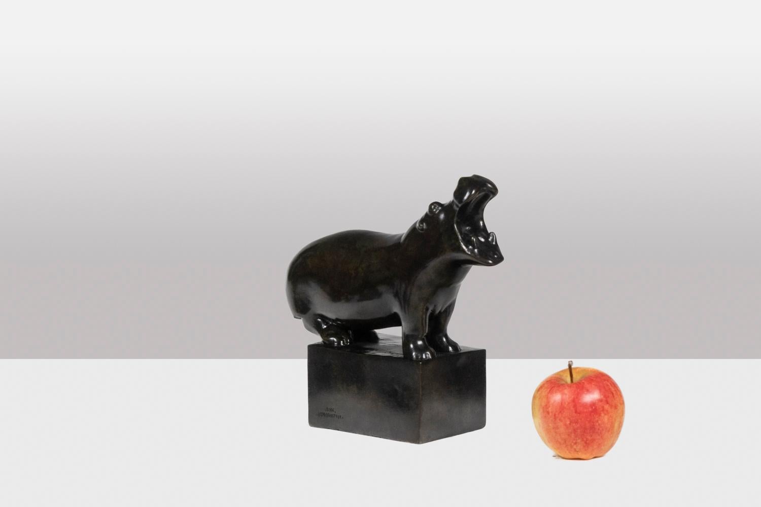 XXIe siècle et contemporain François Pompon. Hippopopotame, bronze, impression de 2006 en vente