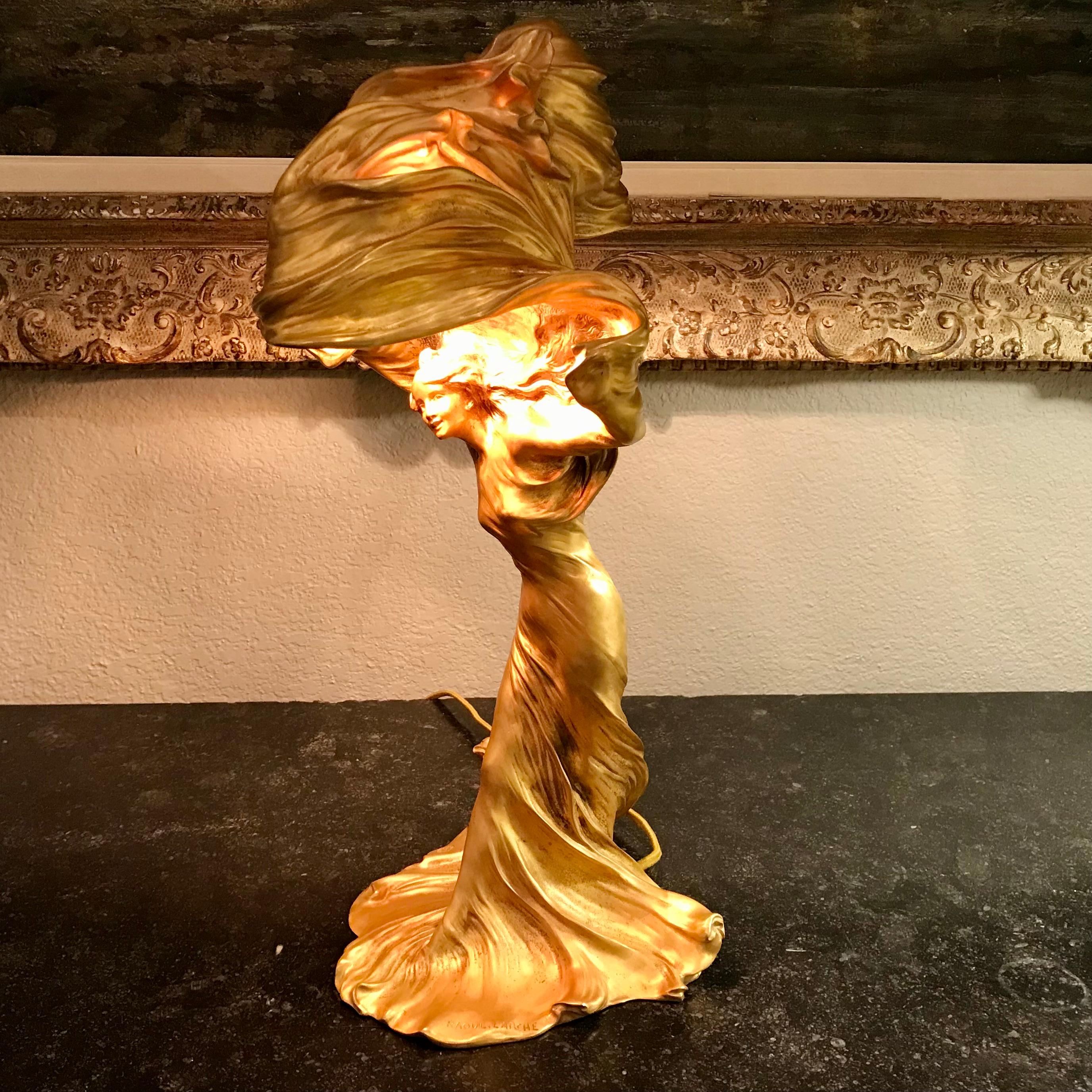 Francois Raoul Larche Art Nouveau Gilt Bronze Loie Fuller Table Lamp For Sale 5