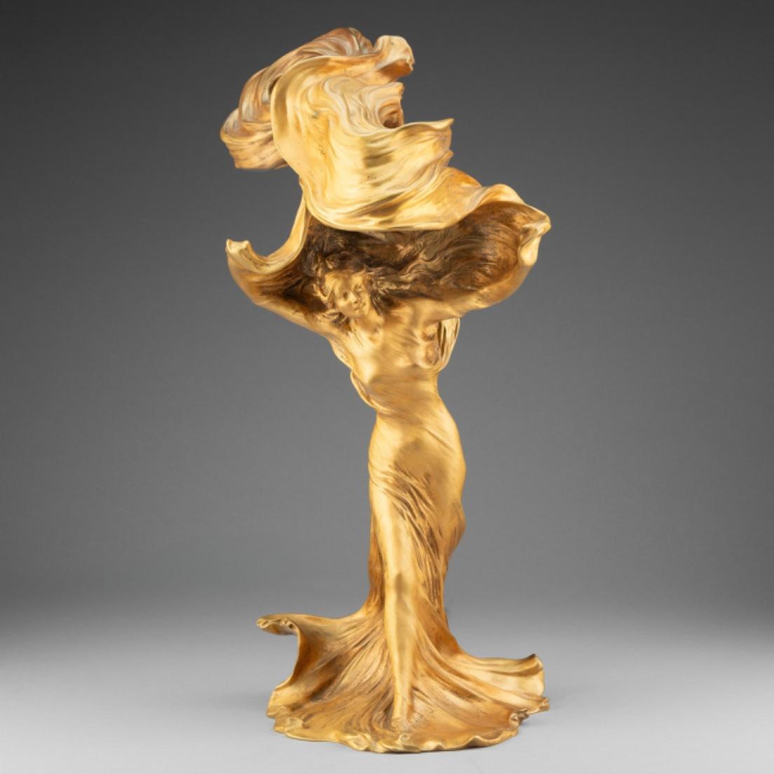 French Francois Raoul Larche Art Nouveau Gilt Bronze Loie Fuller Table Lamp For Sale