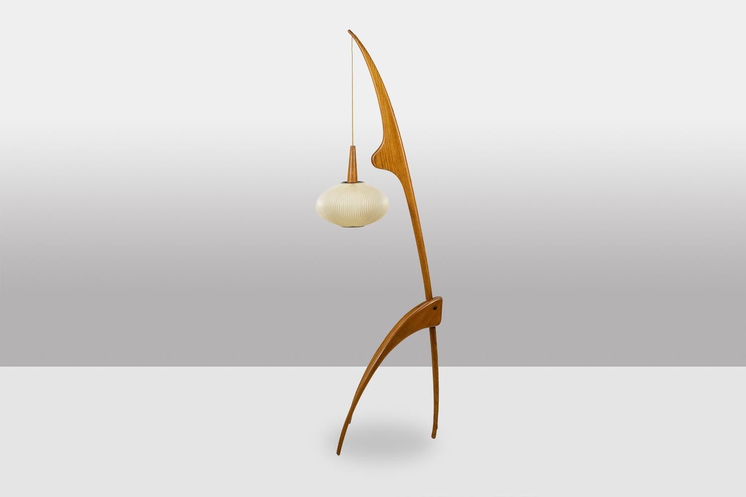 François Rispal Floor lamp, “Praying Mantis” model. 1950s-60s For Sale 5