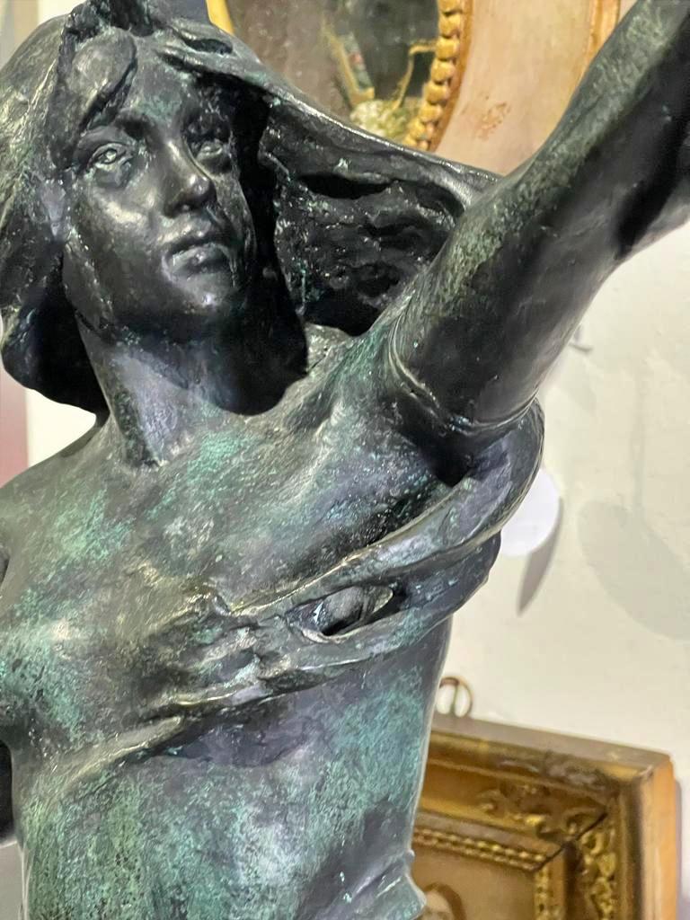 Franois Rude zugeschriebene „Frauenfigur“, Bronzeskulptur, signiert (Französisch) im Angebot