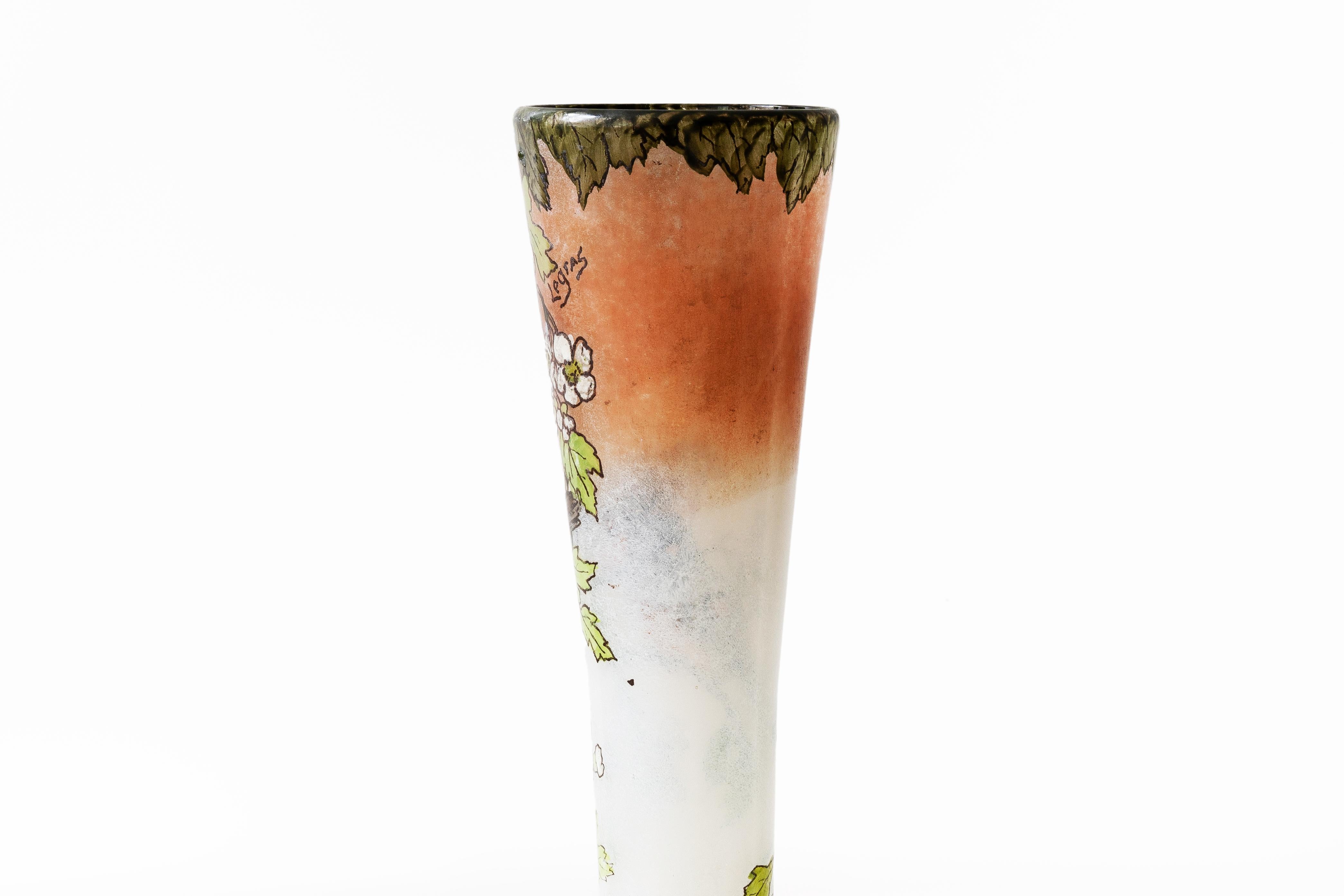 François-Théodore Legras, Vaso firmato in stile Art Nouveau in vetro bianco e tinto di rosa in vendita 2