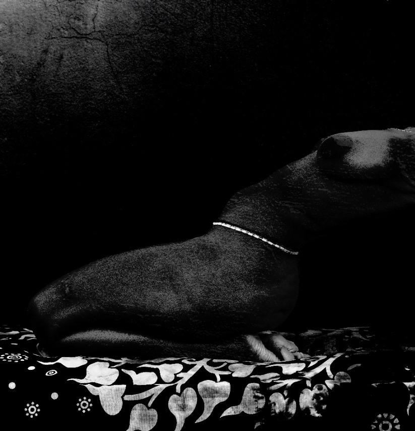 The time for nonchalance rings Françoise Benomar Contemporary photography Africa For Sale 2