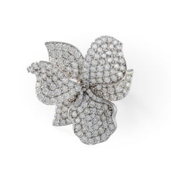 Bague imposante « Françoise Flower » en moissanite, en or blanc 14 carats