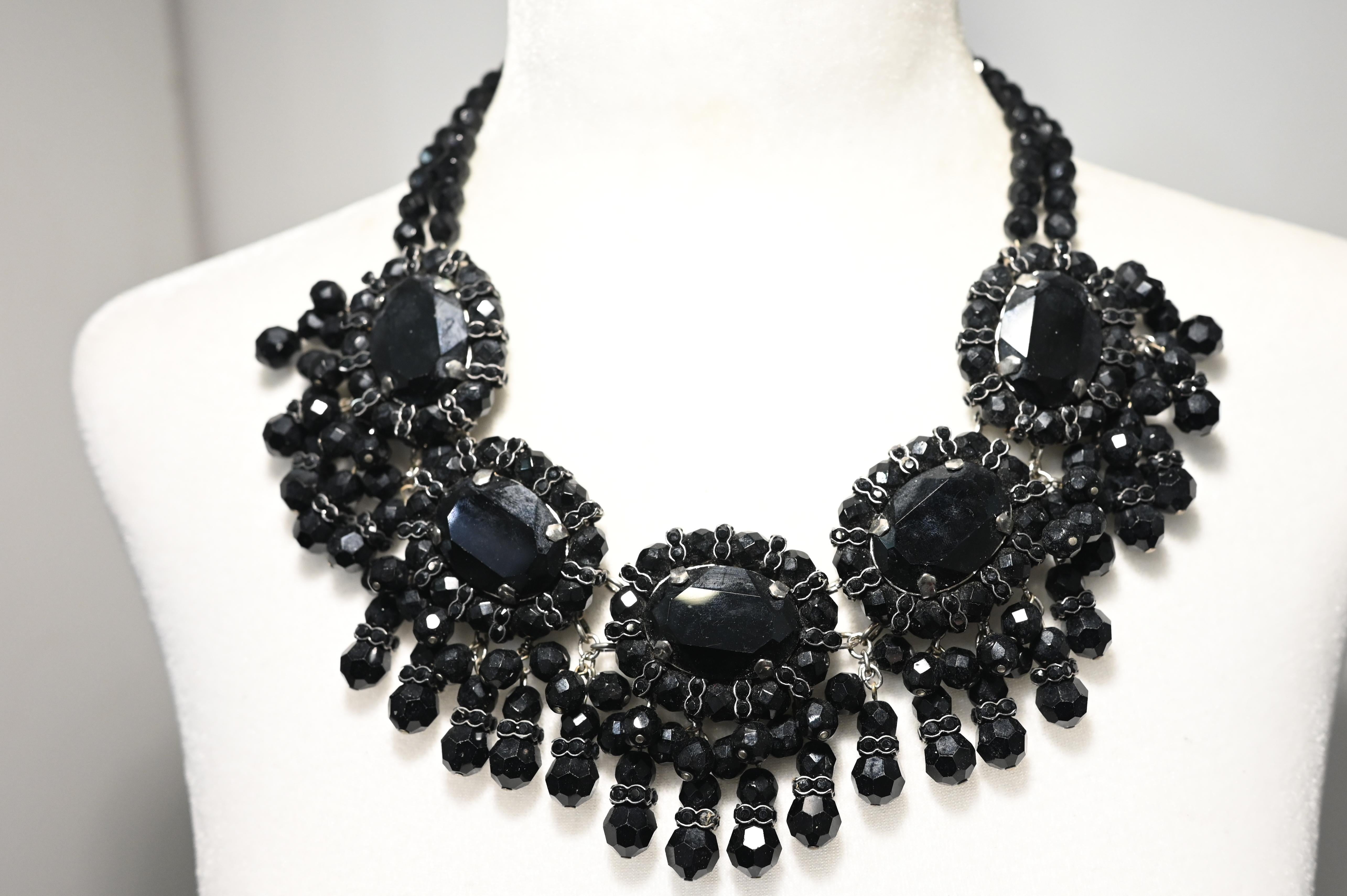Francoise Montague Choker-Halskette aus schwarzem Glas und Swarovski-Kristall mit Fransen im Angebot 3