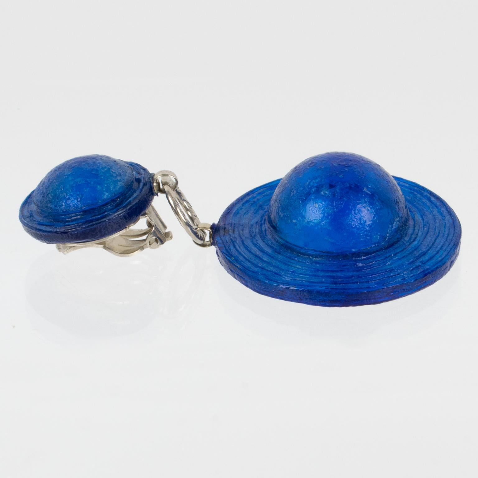 Francoise Montague by Cilea Resin Clip Earrings Dangle Cobalt Blue Hat In Excellent Condition For Sale In Atlanta, GA