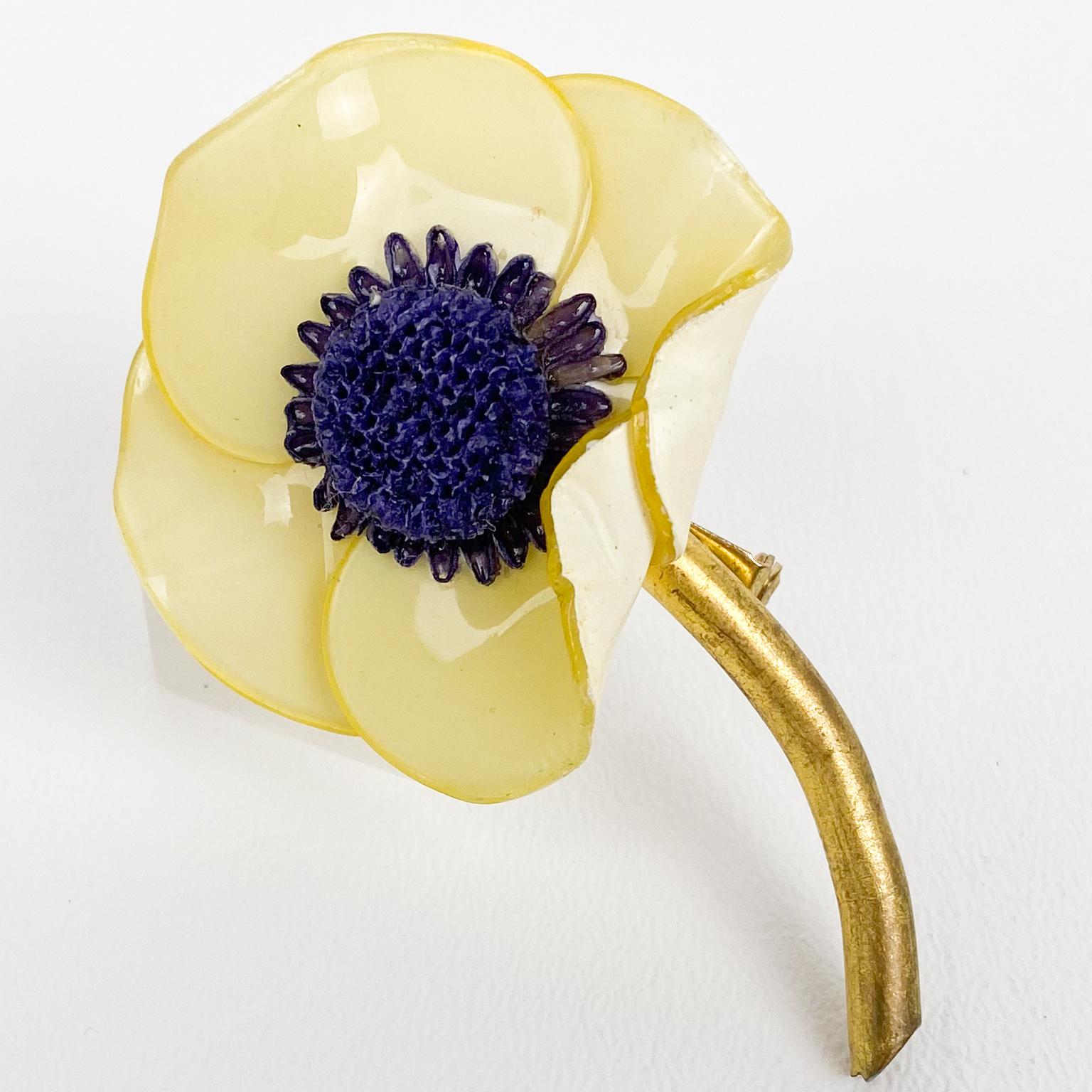 Cilea Paris designed this lovely dimensional pin brooch for French Jewelry designer Francoise Montague. The floral-inspired, hand-made artisanal resin brooch features a poppy flower with textured patterns built together to form a powerful statement