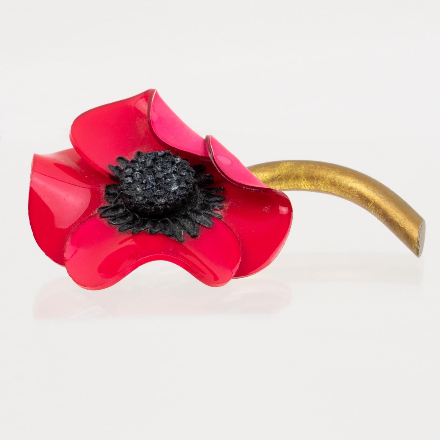 Francoise Montague by Cilea Resin Pin Brooch Red Poppy Flower In Excellent Condition In Atlanta, GA