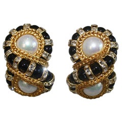 Francoise Montague Figure 8 Clip Earrings