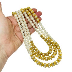 FRANCOISE MONTAGUE FM firmado collar vintage de perlas de vidrio en tono dorado de diseño