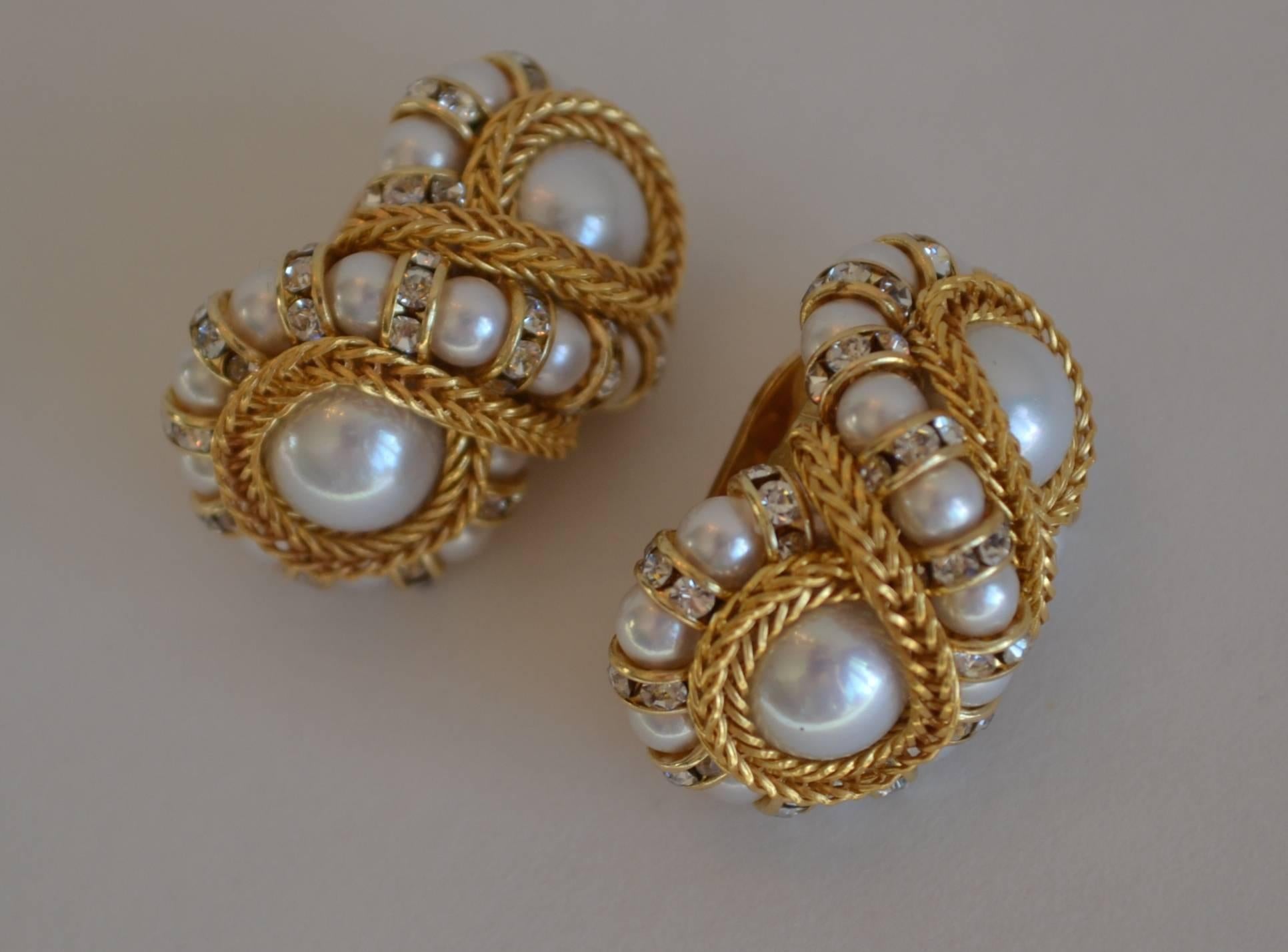 Contemporary Francoise Montague Glass Pearl 