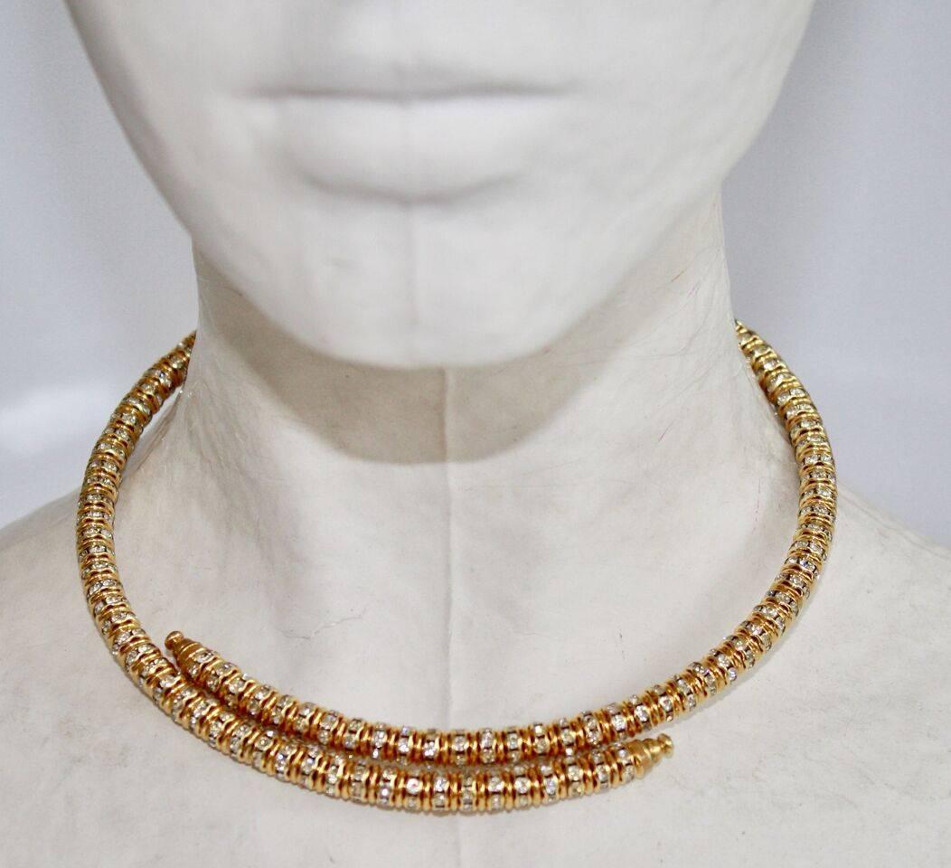 Memory wire necklace that stretches to fit any neck size. Lays perfectly and is chic and subtle! By Francoise Montague. 

5