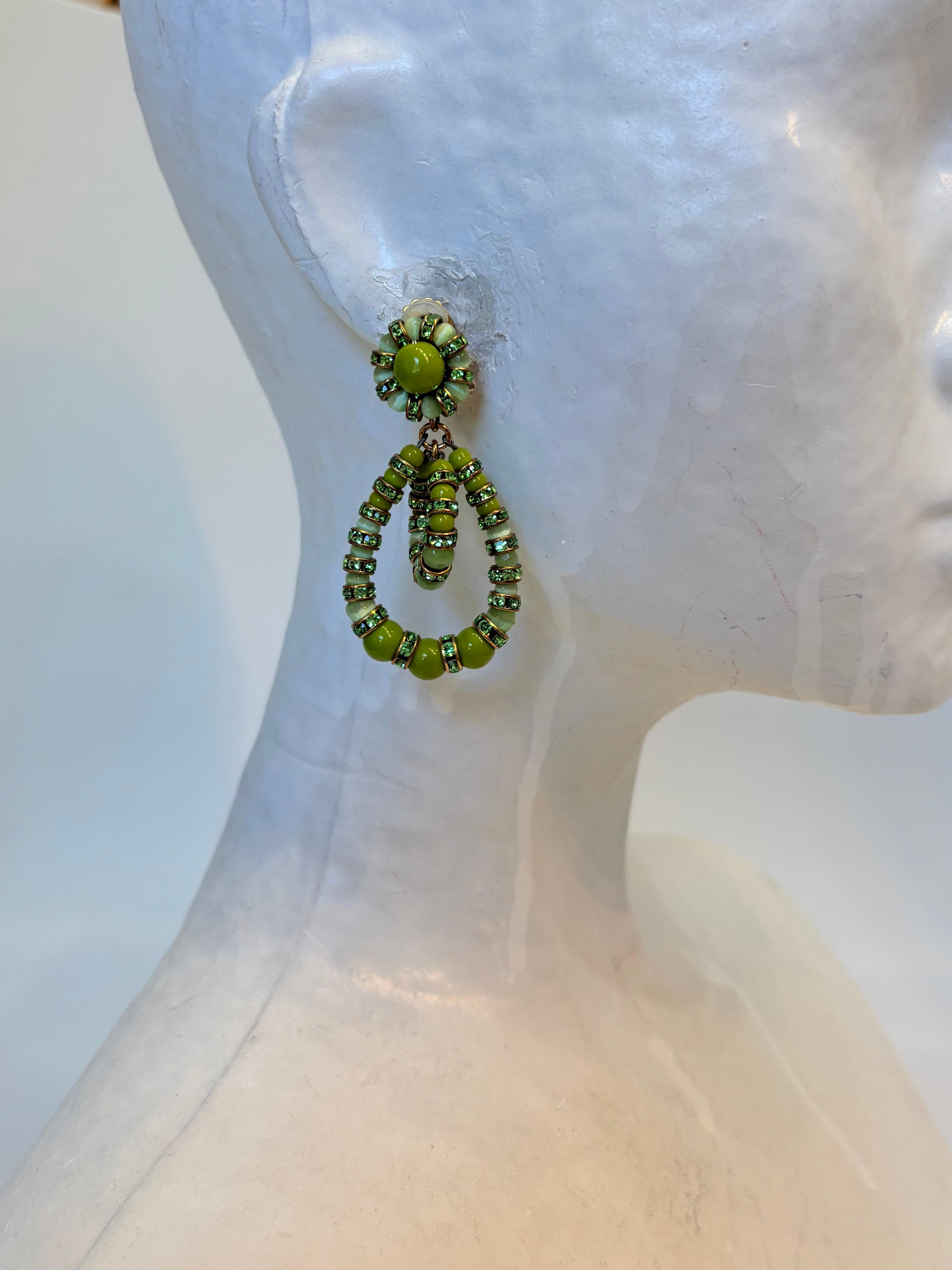 Pendientes Lolita Francoise Montague de oro y peridoto verde en venta 1