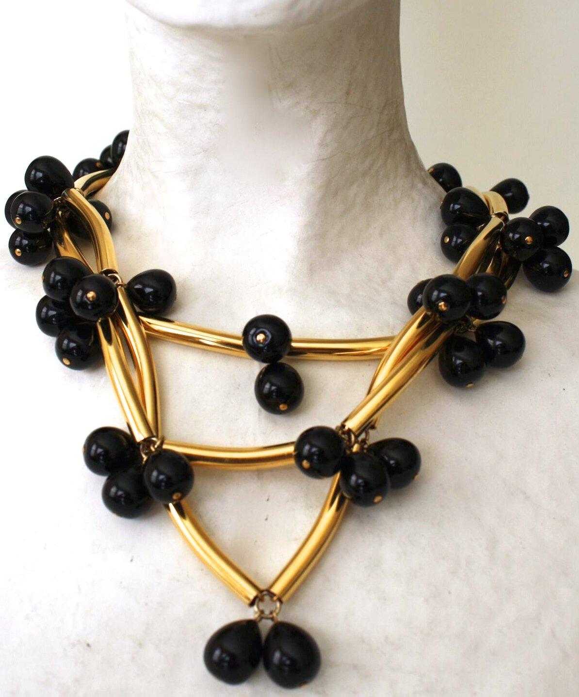 Francoise Montague Gold & Black Elke Necklace In New Condition For Sale In Virginia Beach, VA
