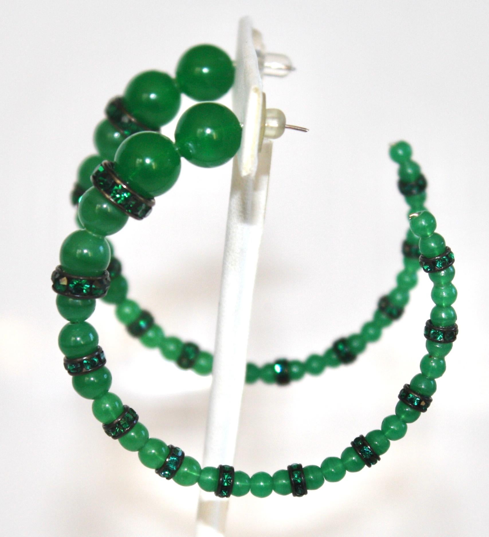 Francoise Montague Green Glass and Crystal Hoop Earrings In New Condition In Virginia Beach, VA