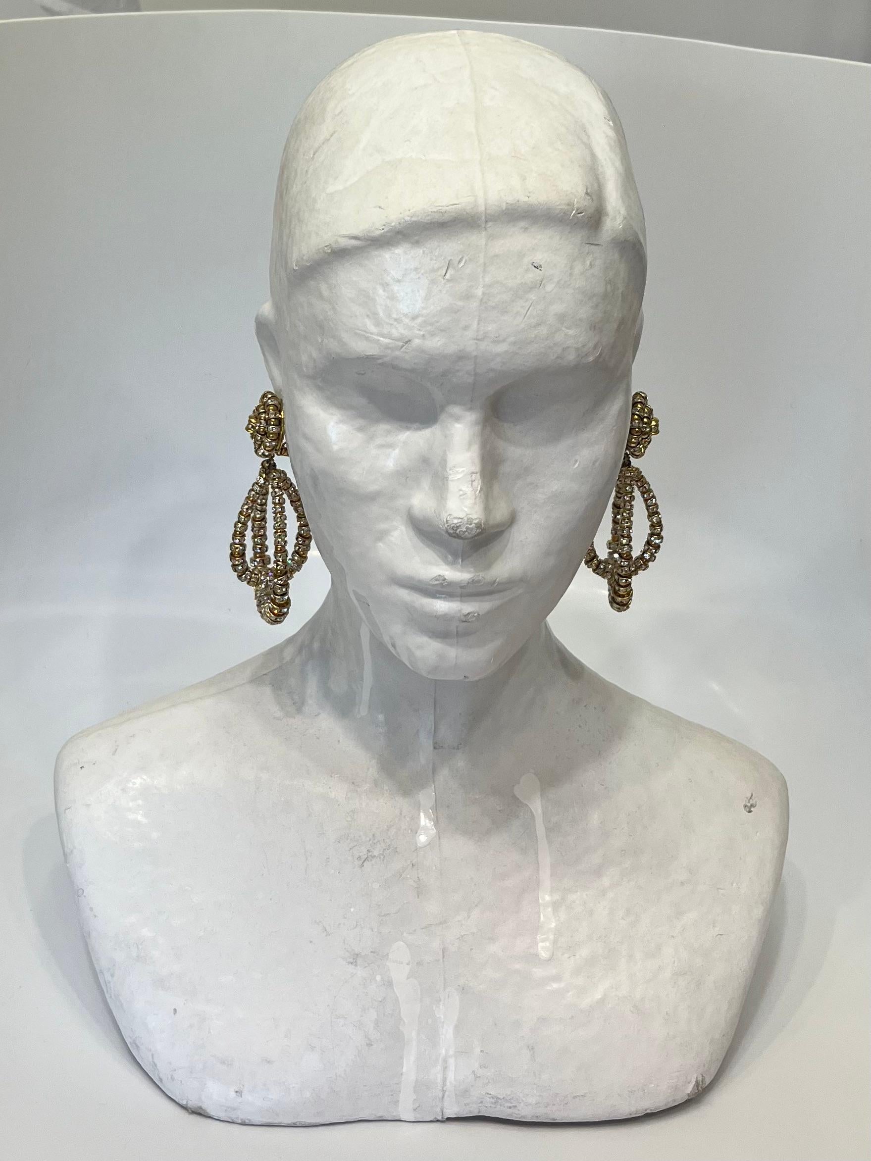 Francoise Montague Large  Crystal on Gold Clip Earrings In New Condition For Sale In Virginia Beach, VA
