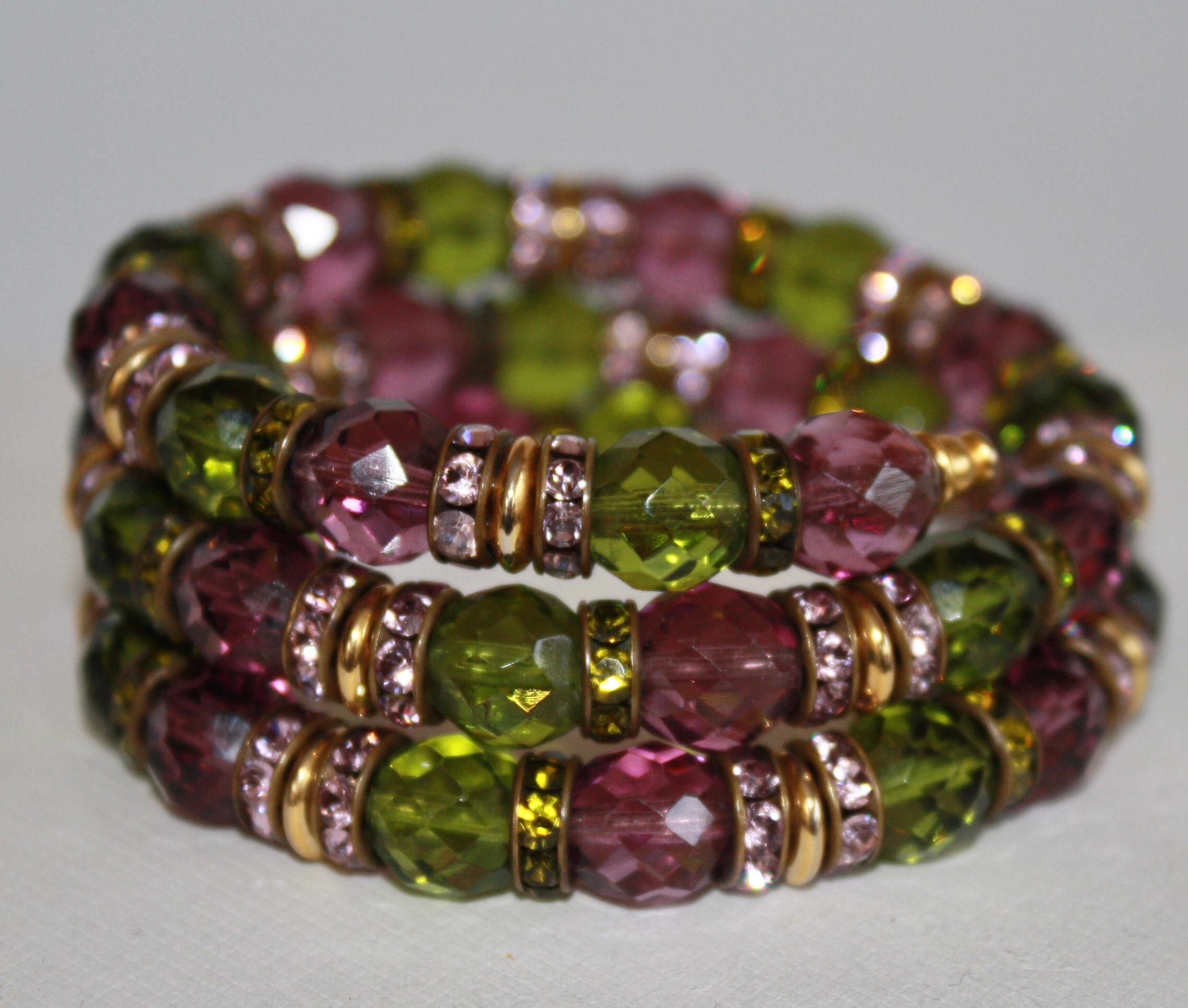 Francoise Montague Memory Wire Bracelet In New Condition For Sale In Virginia Beach, VA