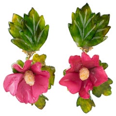 Francoise Montague Paris Clip-Ohrringe Harz Hibiskus Blume