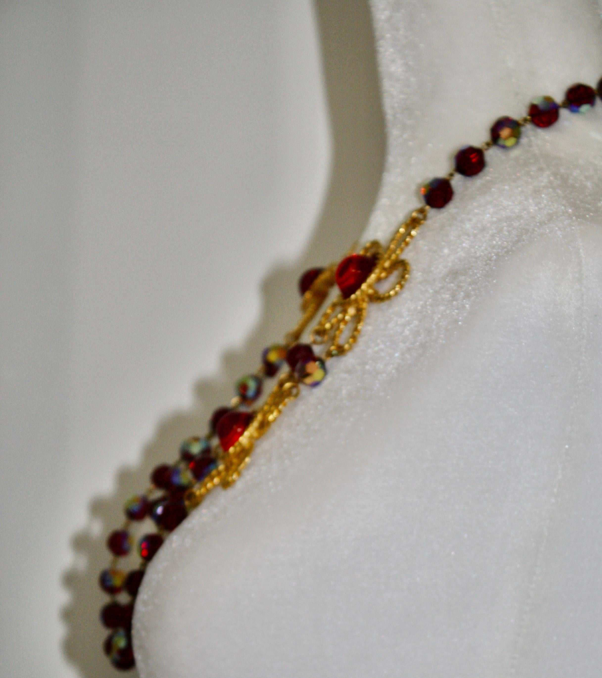 Halskette aus rotem Glas aus der französischen Montague Damen im Angebot