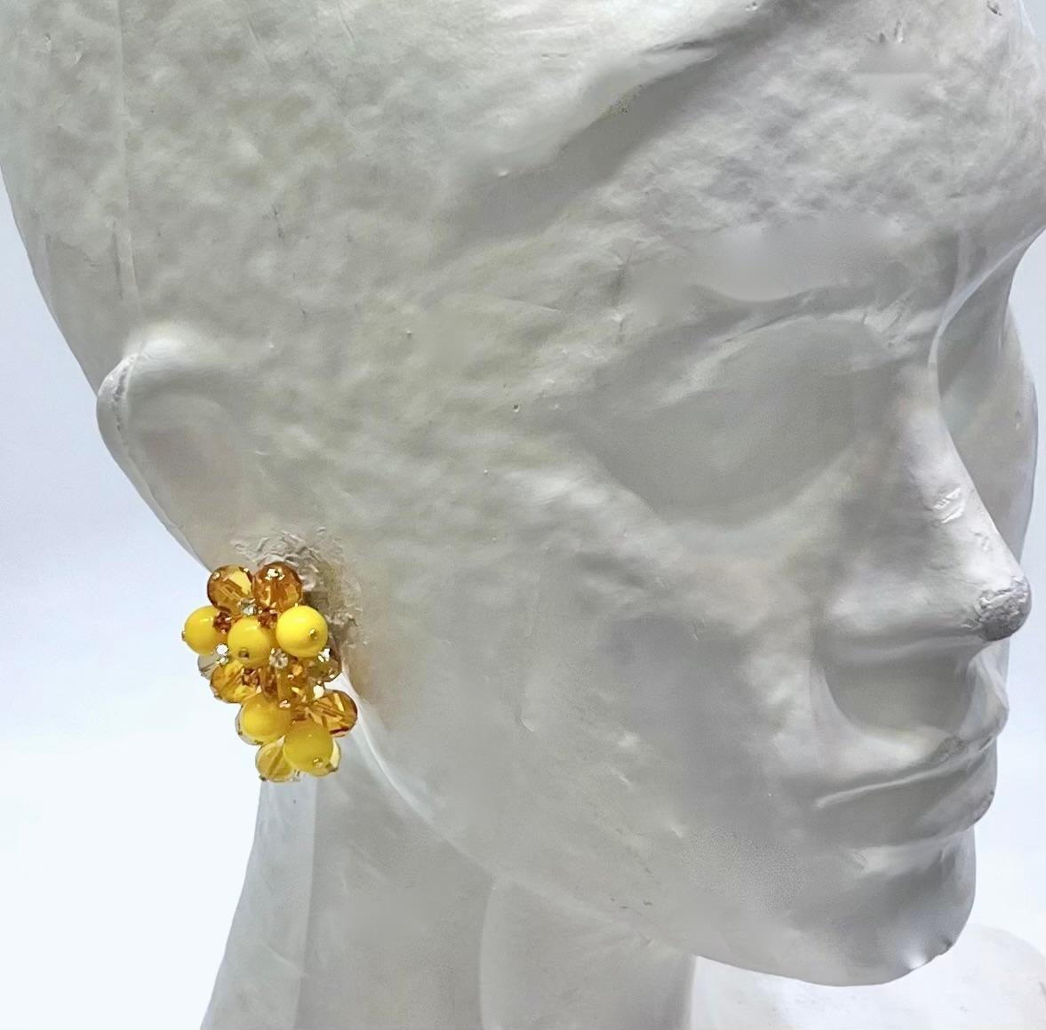 Francoise Montague Yellow, Honey and Clear Glass Beads Clip Earrings In New Condition For Sale In Virginia Beach, VA