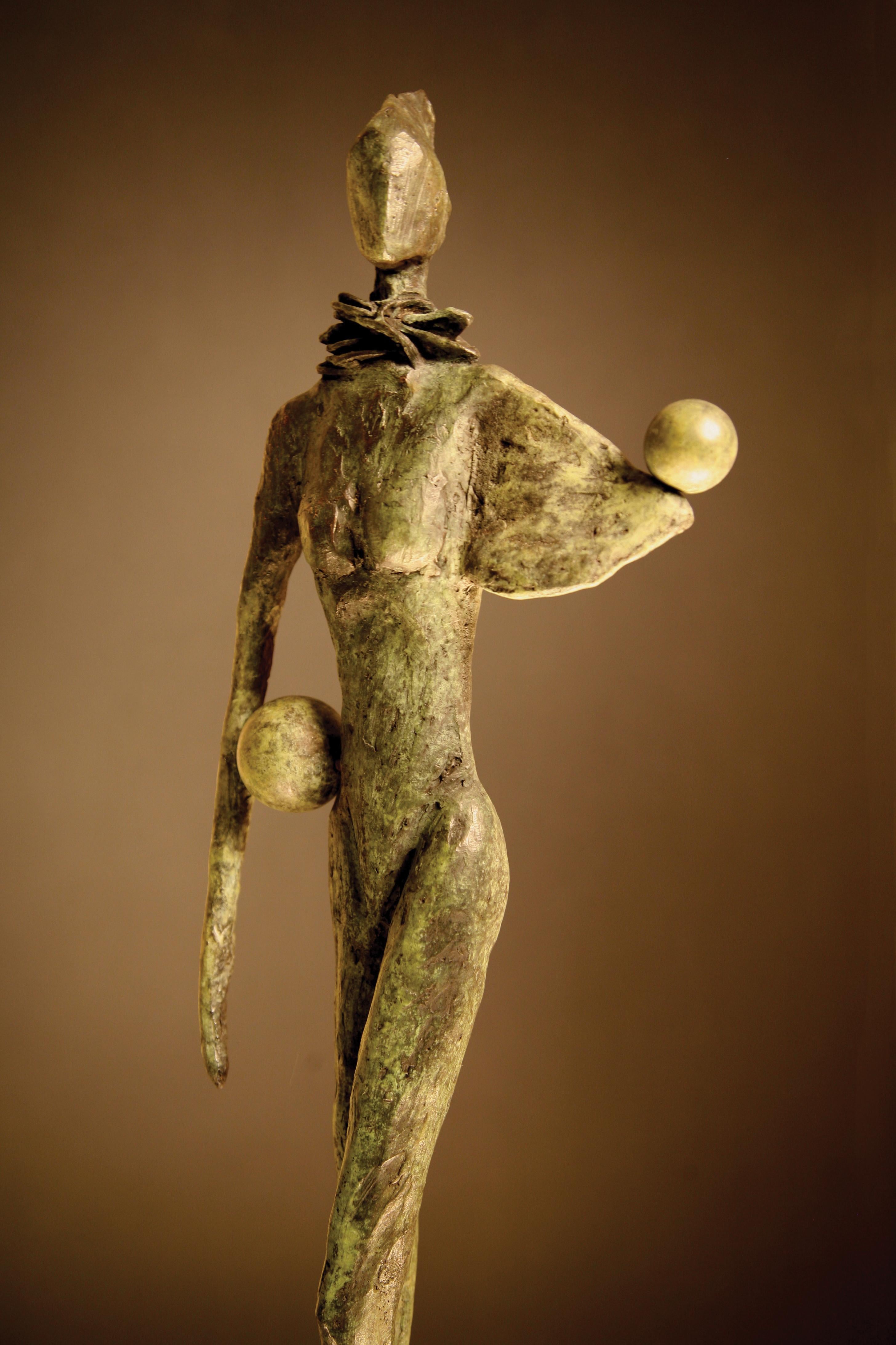 Bronze Sculpture “Arroyo Reina” - Gold Abstract Sculpture by Frank Arnold