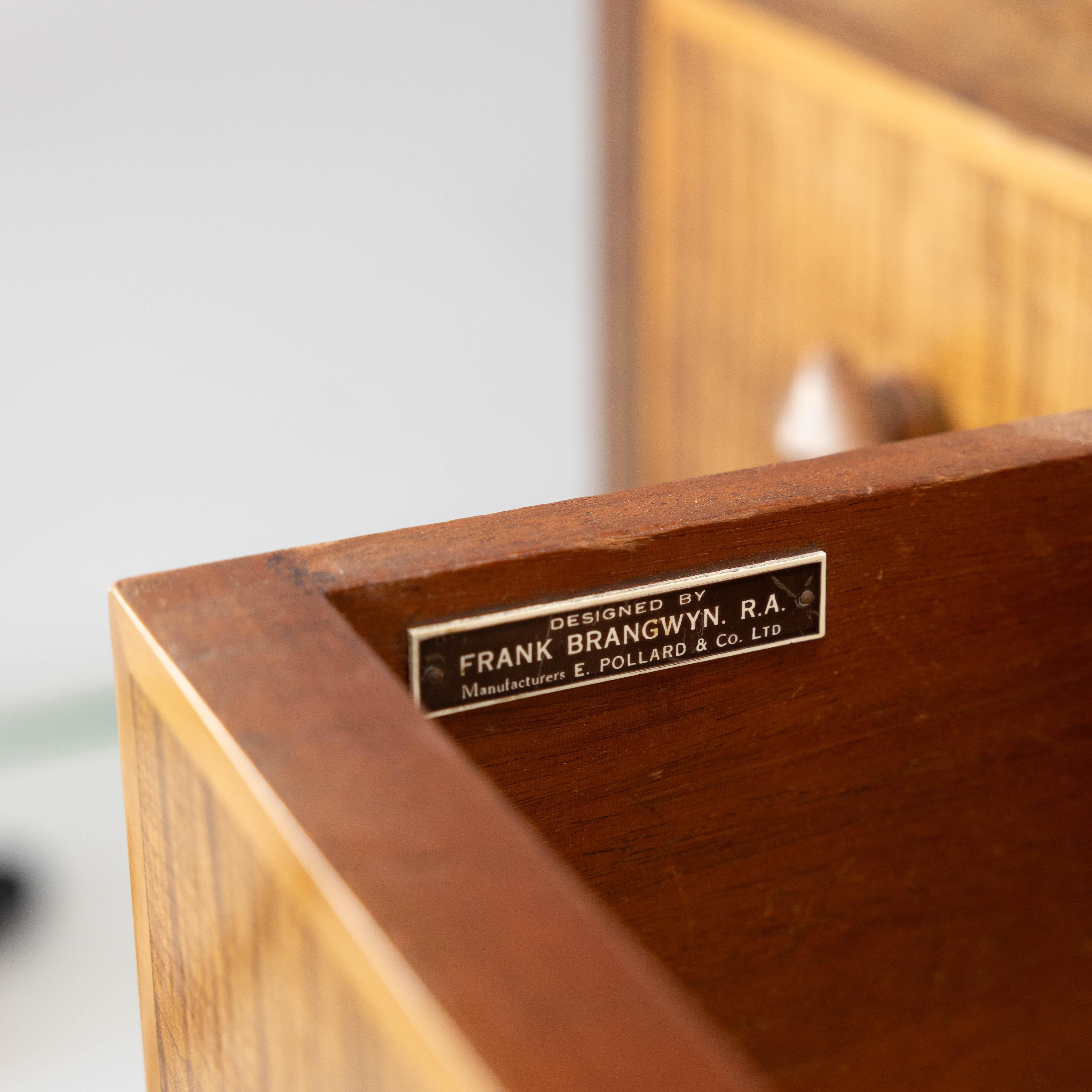 Frank Franks. Un bureau rare conçu à l'origine pour l'exposition Pollard de 1931 en vente 4