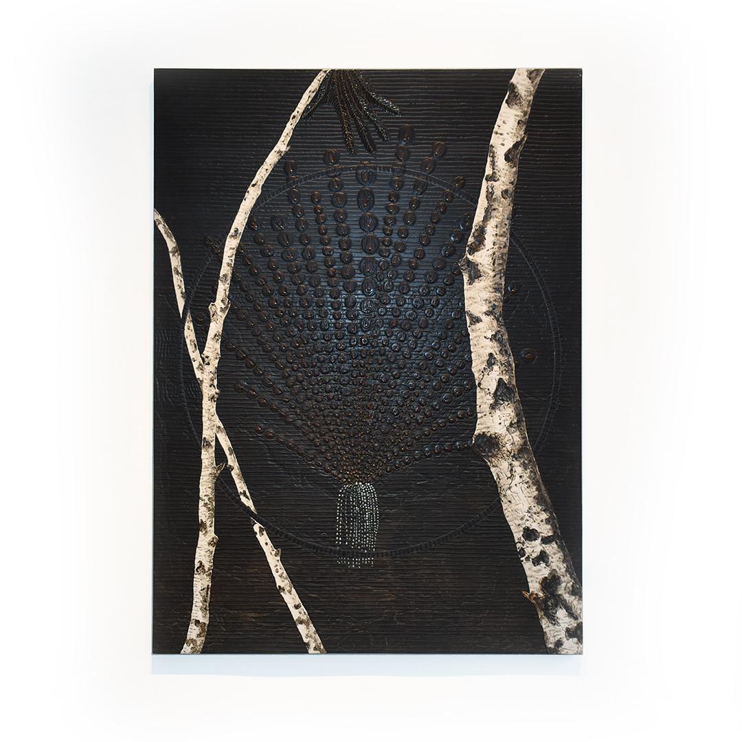 Birches V: Minimalistisches Gemälde von Birkenbäumenzweigen auf dunkler Metallic-Oberfläche – Painting von Frank Faulkner