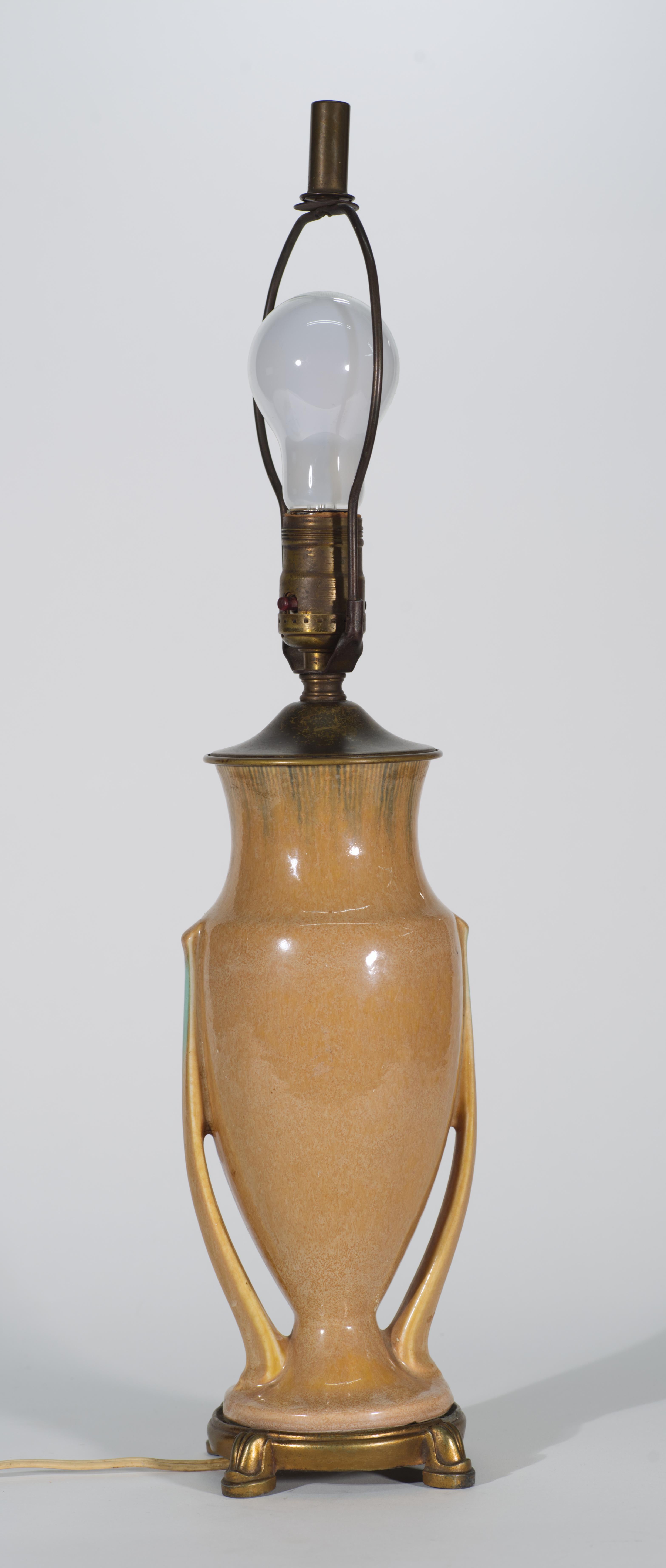Américain Lampe de table Art Déco Frank Ferrell pour Roseville Pottery, 1935 en vente