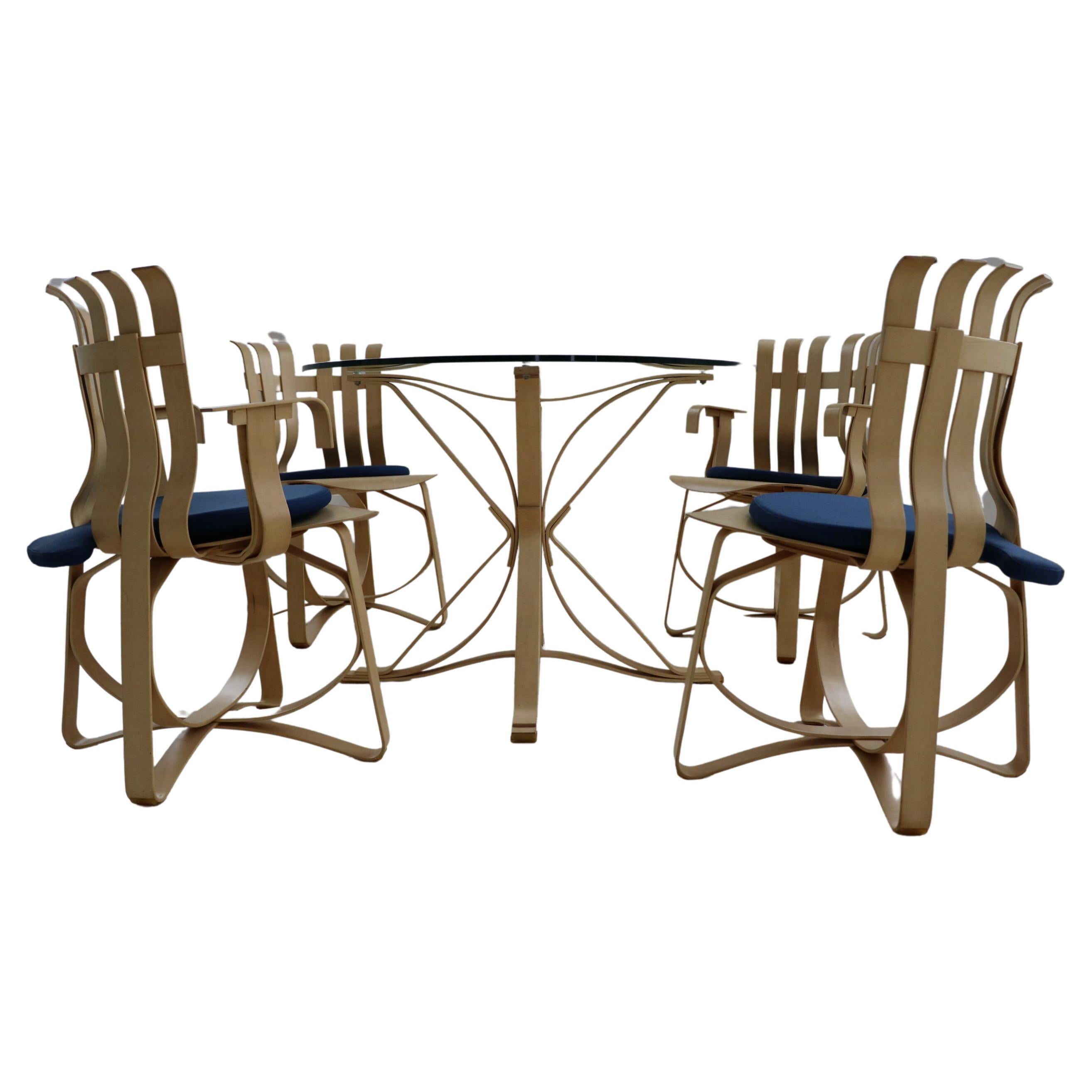 Frank Gehry Dining Set Face off Table and Hat Trick Chairs Knoll International