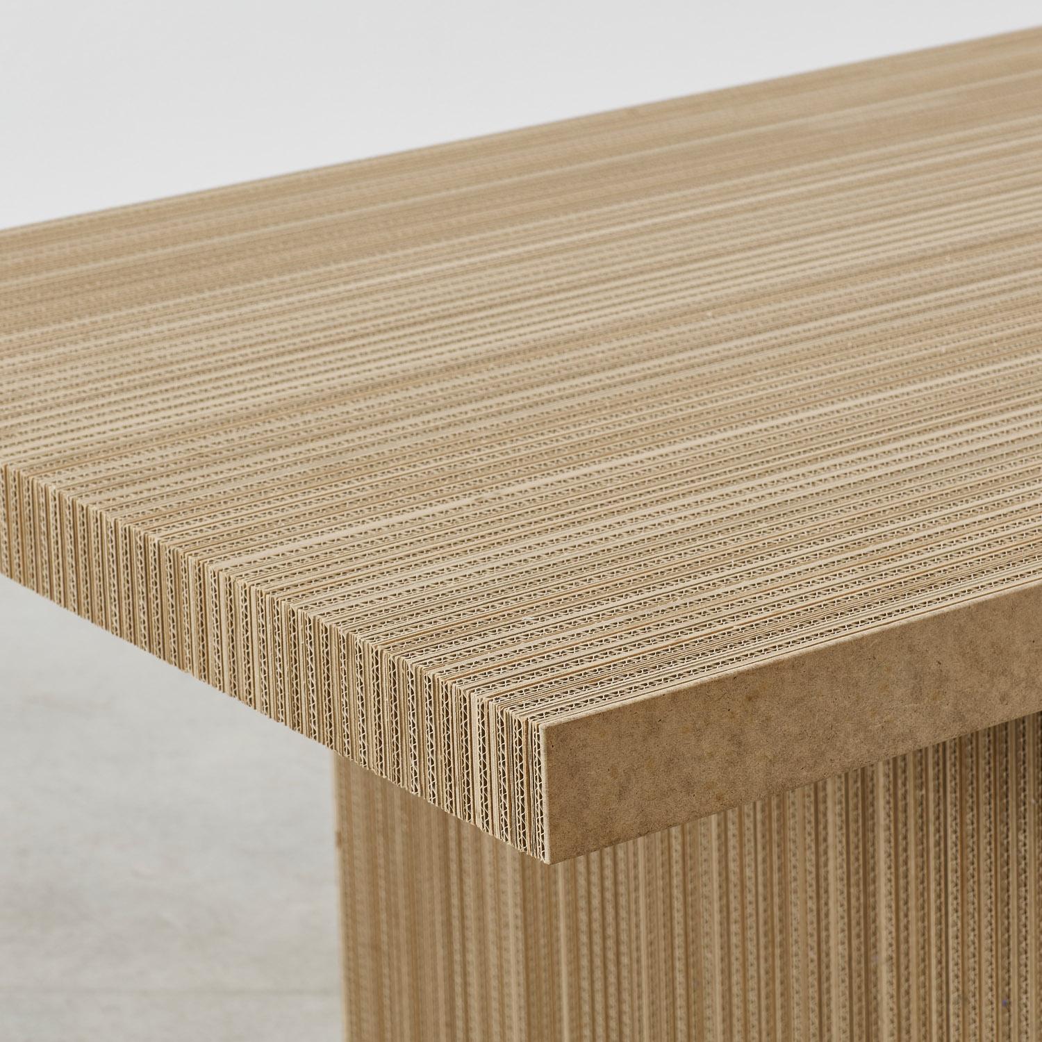 Frank Gehry dining table for Vitra - Switzerland, 1972 For Sale 1
