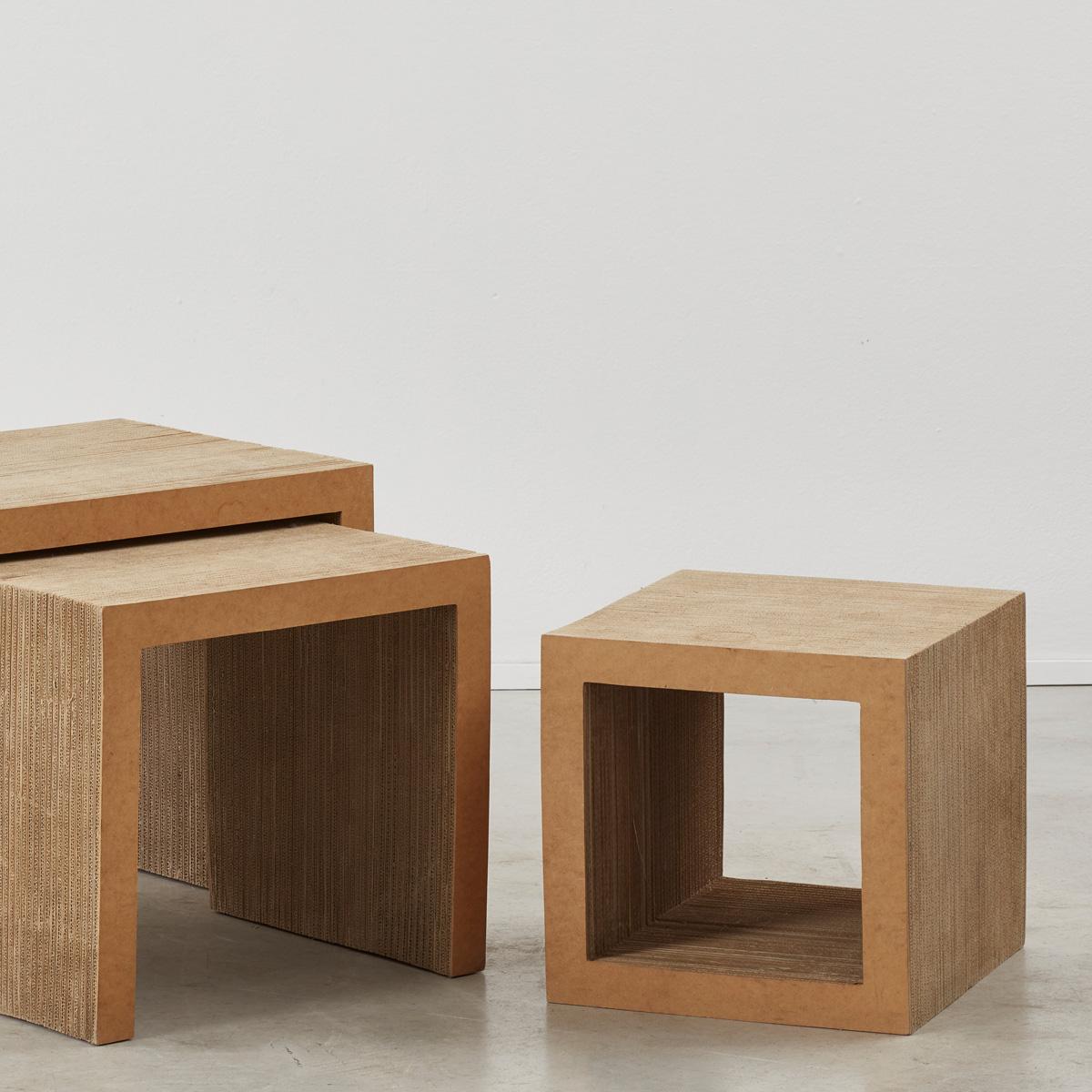 Frank Gehry, the ‘gratuitously eccentric’ architect behind the Guggenheim Bilbao gained attention in the 1970s with his ‘Easy Edges’ furniture series (1969-73). Constructed in corrugated cardboard and fibreboard, the line’s most emblematic designs