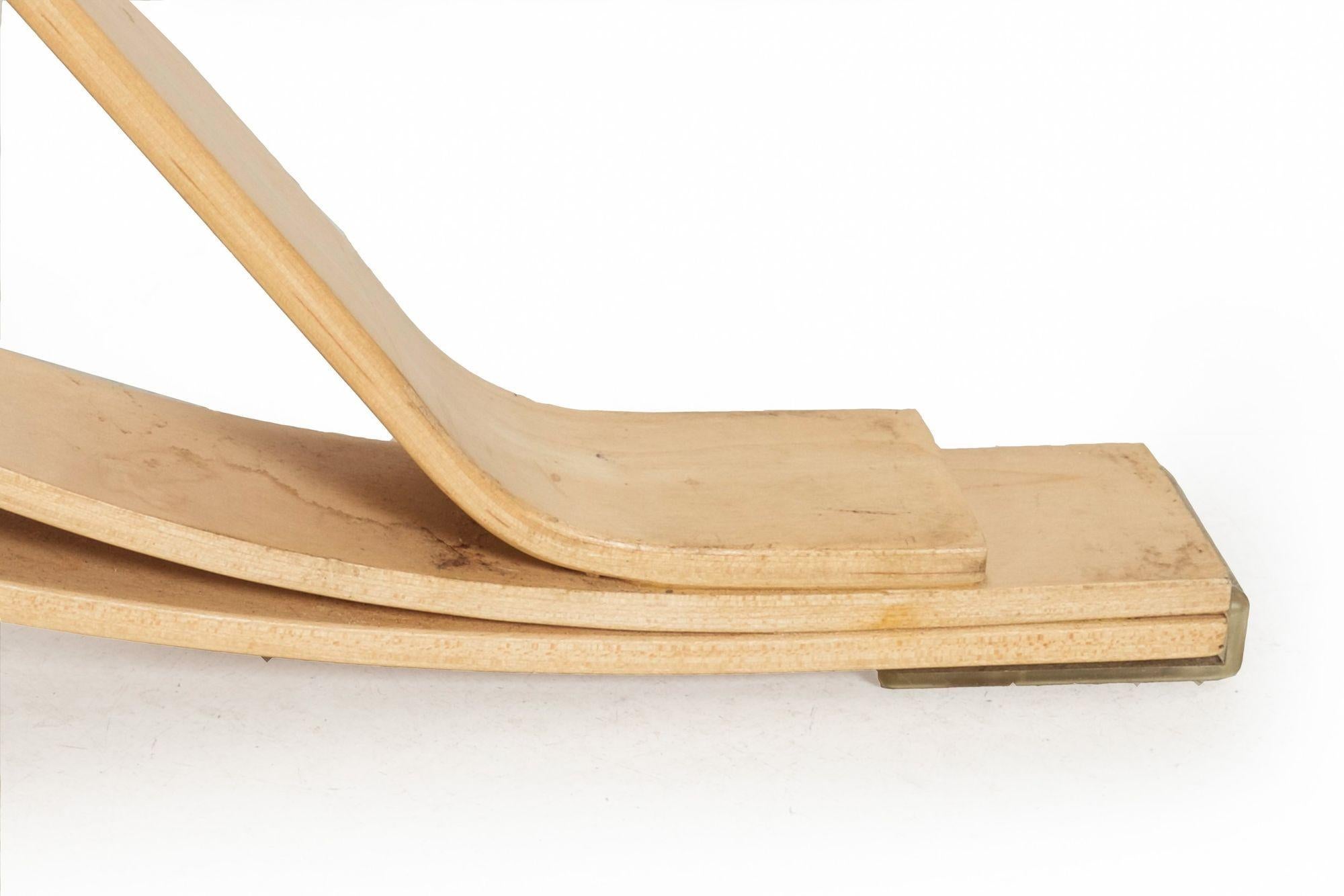 Frank Gehry for Knoll “Face off” Laminated Maple Center Table, circa 1998 5