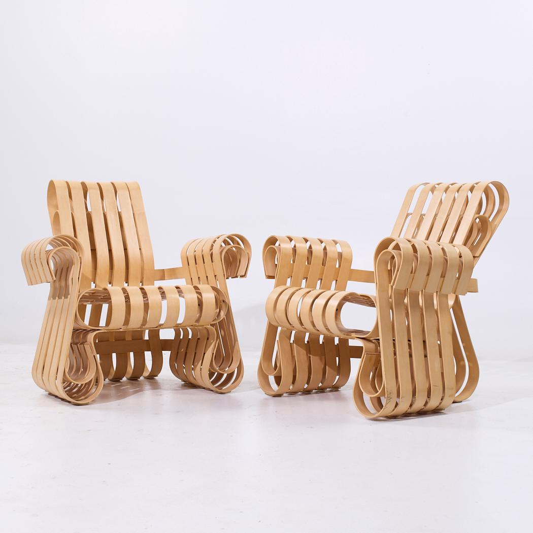 Mid-Century moderno Frank Gehry per Knoll - Sedie Power Play di metà secolo - Coppia in vendita