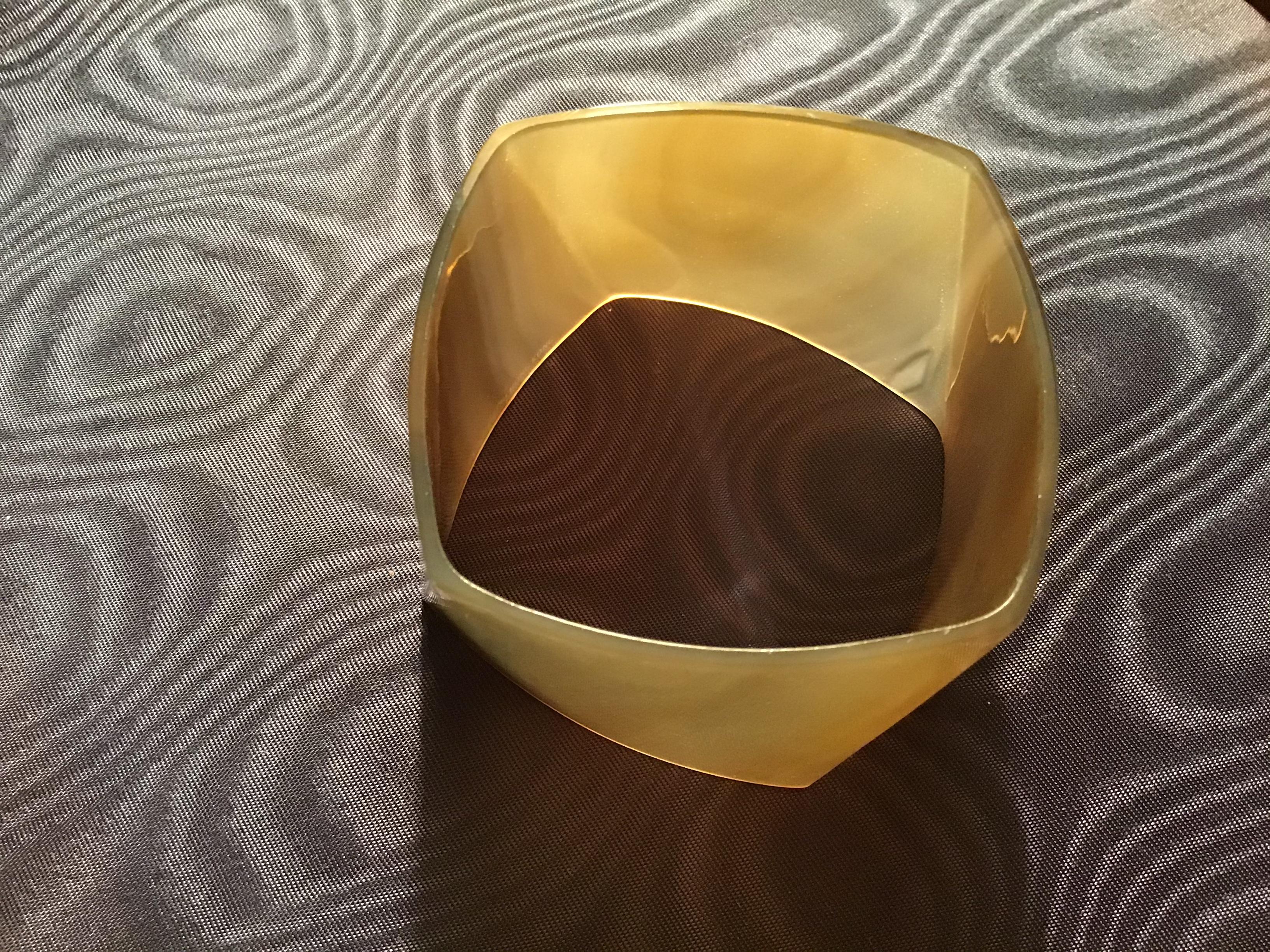 Frank Gehry for Tiffany & Co Agate Torque Bangle Bracelet, Rare and Retired For Sale 1