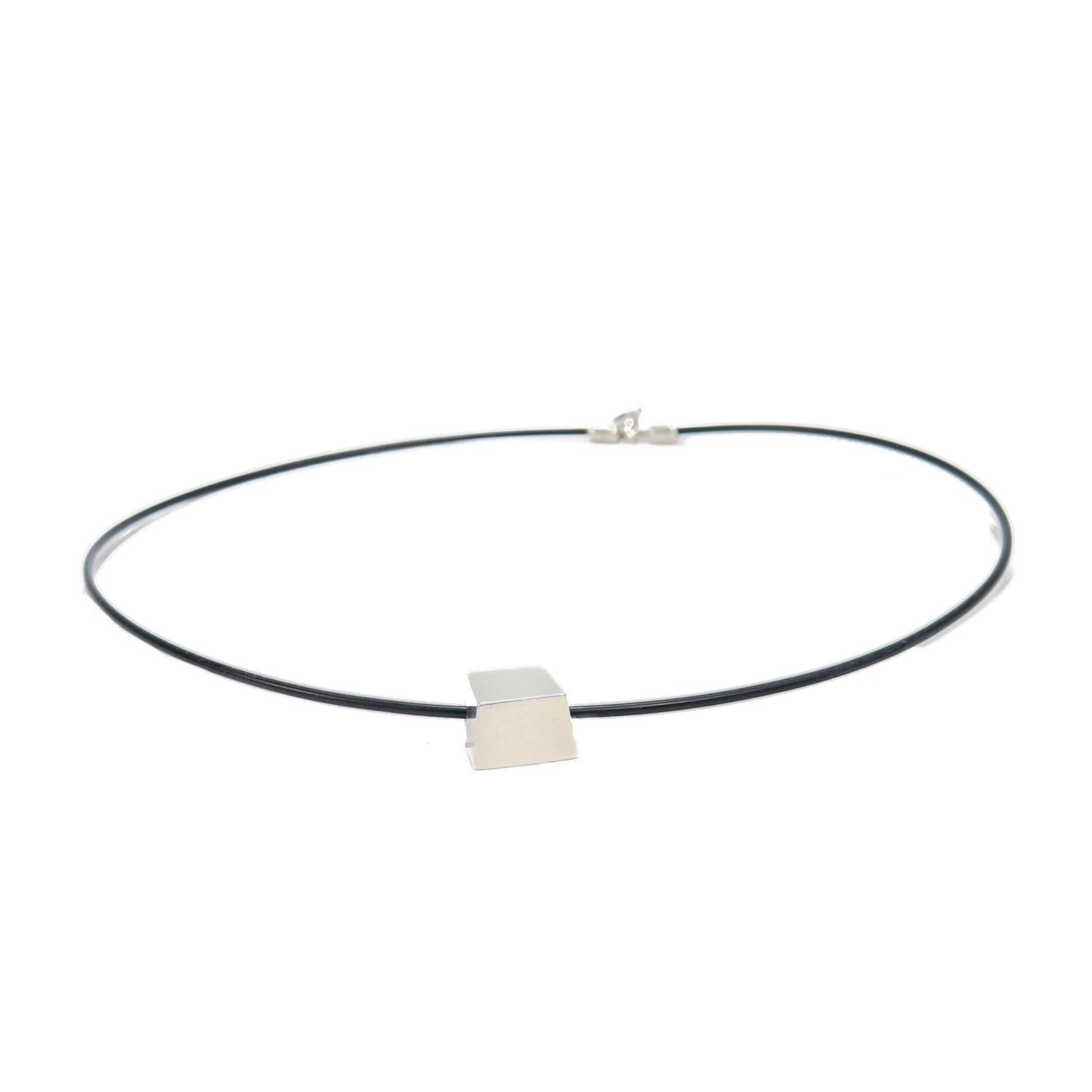 Frank Gehry for Tiffany & Co. Cube Torque Sterling Silver Choker Necklace For Sale 3