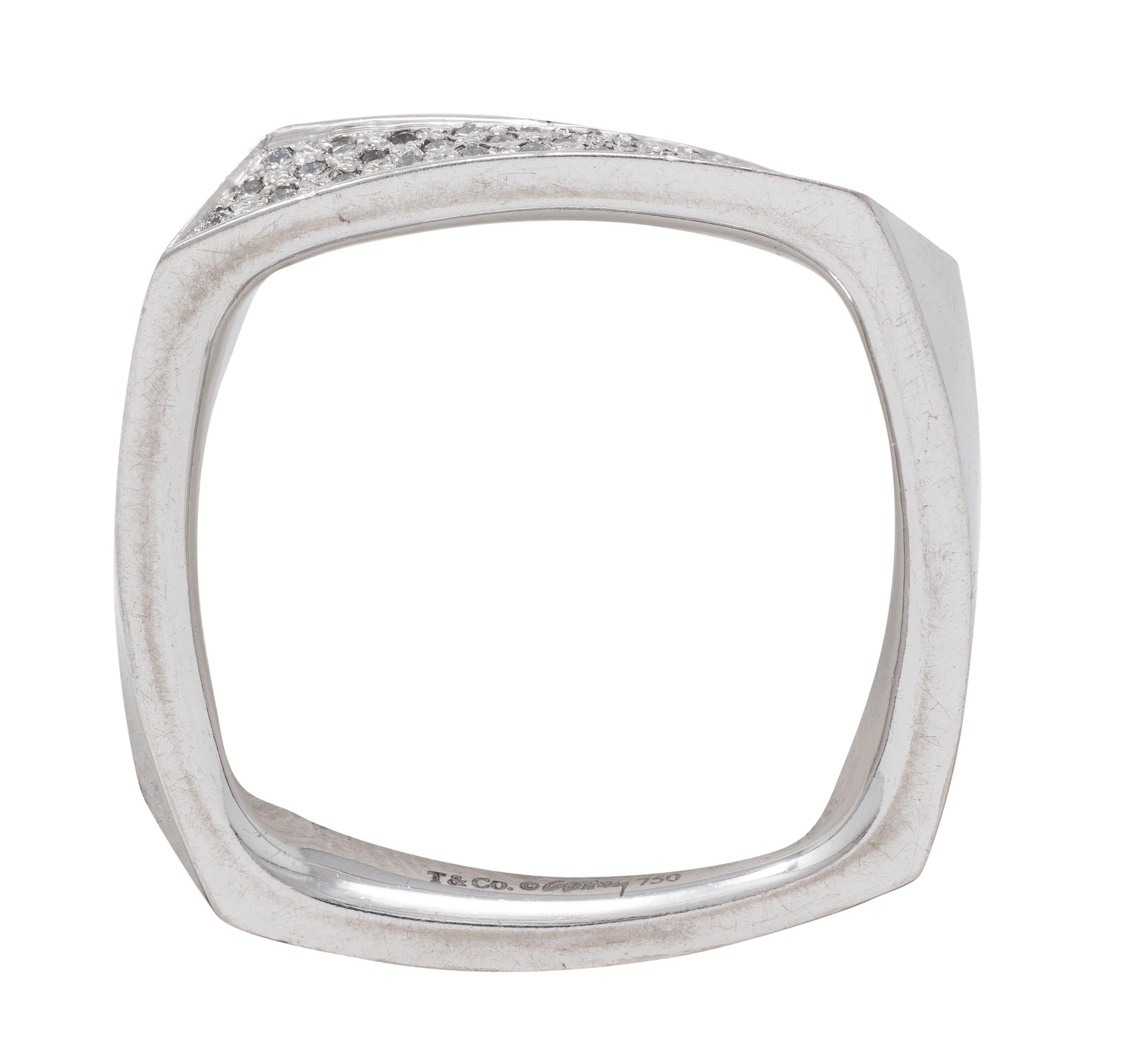 Taglio brillante Frank Gehry for Tiffany & Co. 1990, anello con diamante in oro bianco 18 carati a forma di torque quadrato in vendita