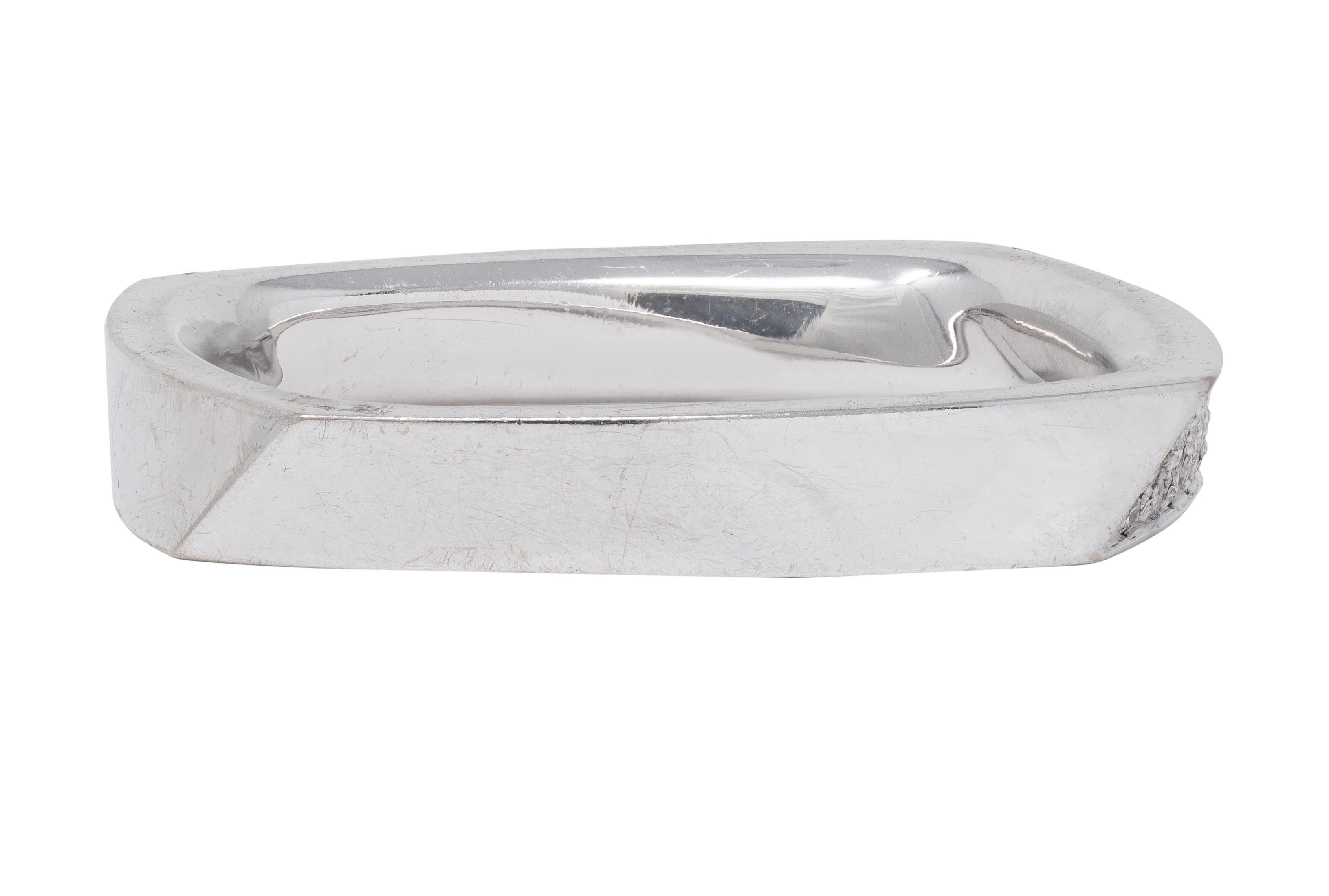 Frank Gehry for Tiffany & Co. 1990, anello con diamante in oro bianco 18 carati a forma di torque quadrato In condizioni ottime in vendita a Philadelphia, PA