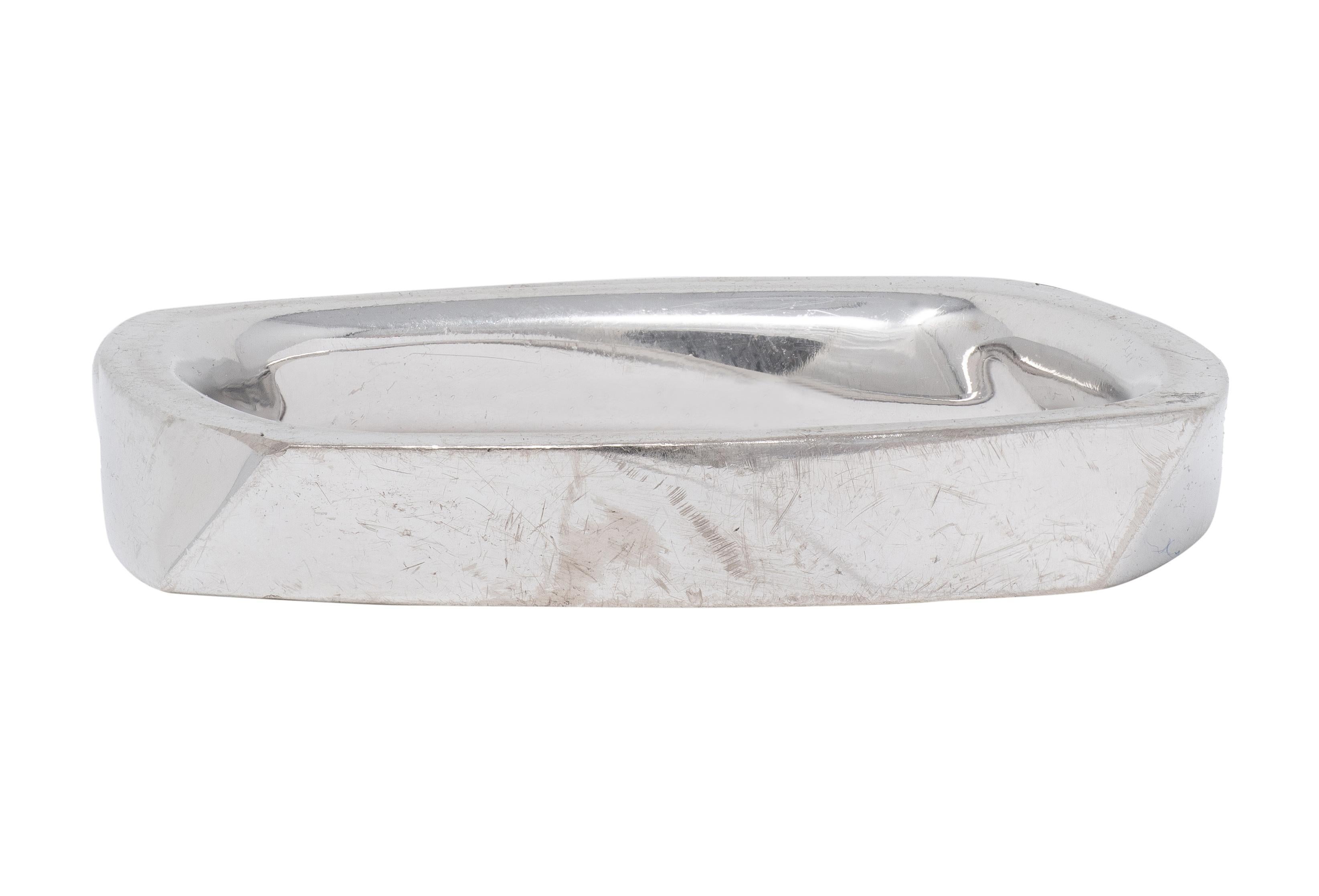 Donna Frank Gehry for Tiffany & Co. 1990, anello con diamante in oro bianco 18 carati a forma di torque quadrato in vendita