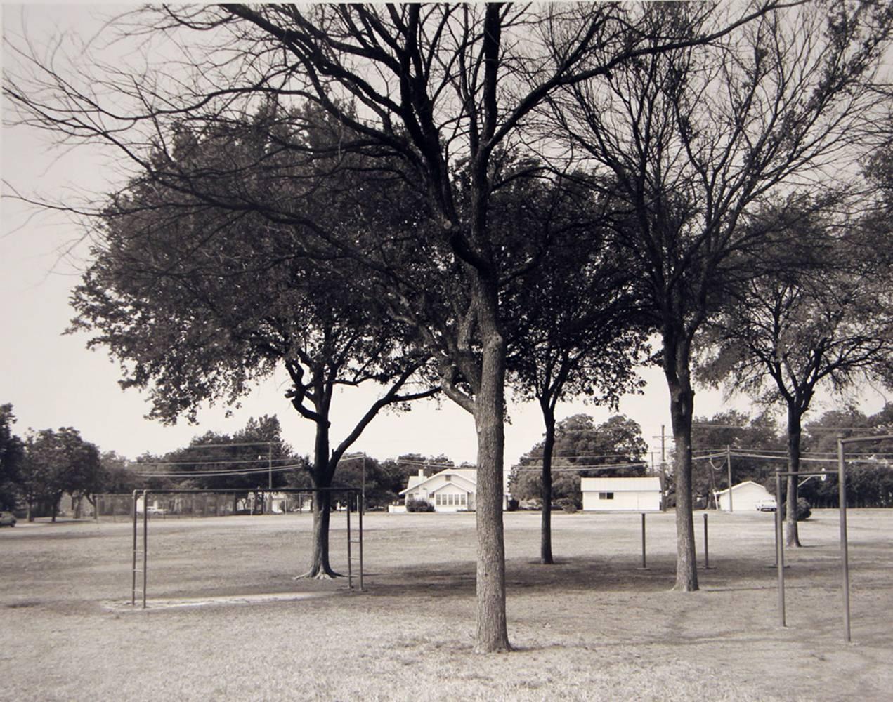 Landscape Photograph Frank Gohlke - Playground of Crockett Elementary School, Where I Attended Grades 1-7 (J'ai fréquenté l'école élémentaire de Crockett)