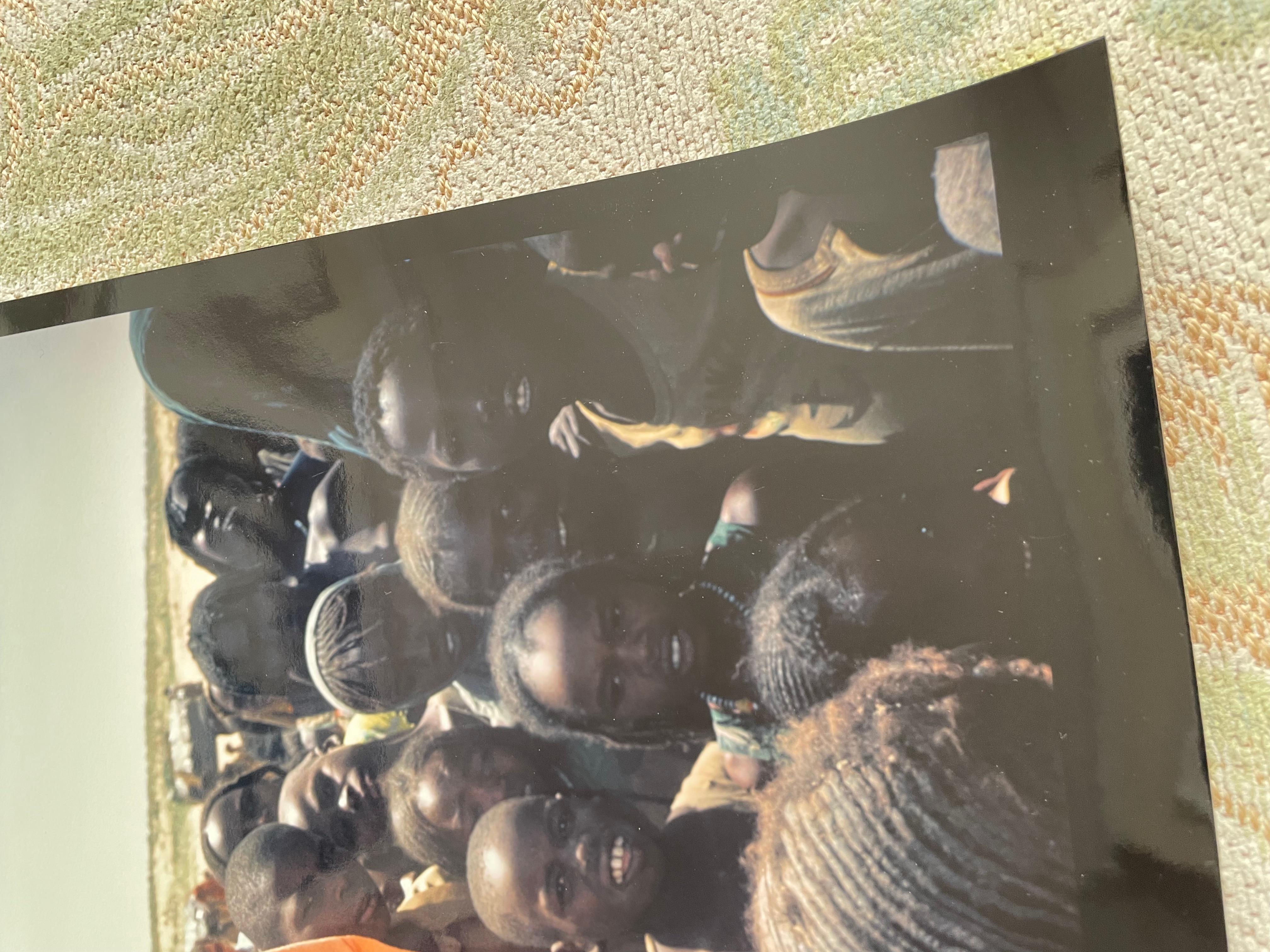 Bob Geldof in Africa fotografia a colori 16x12 in vendita 3