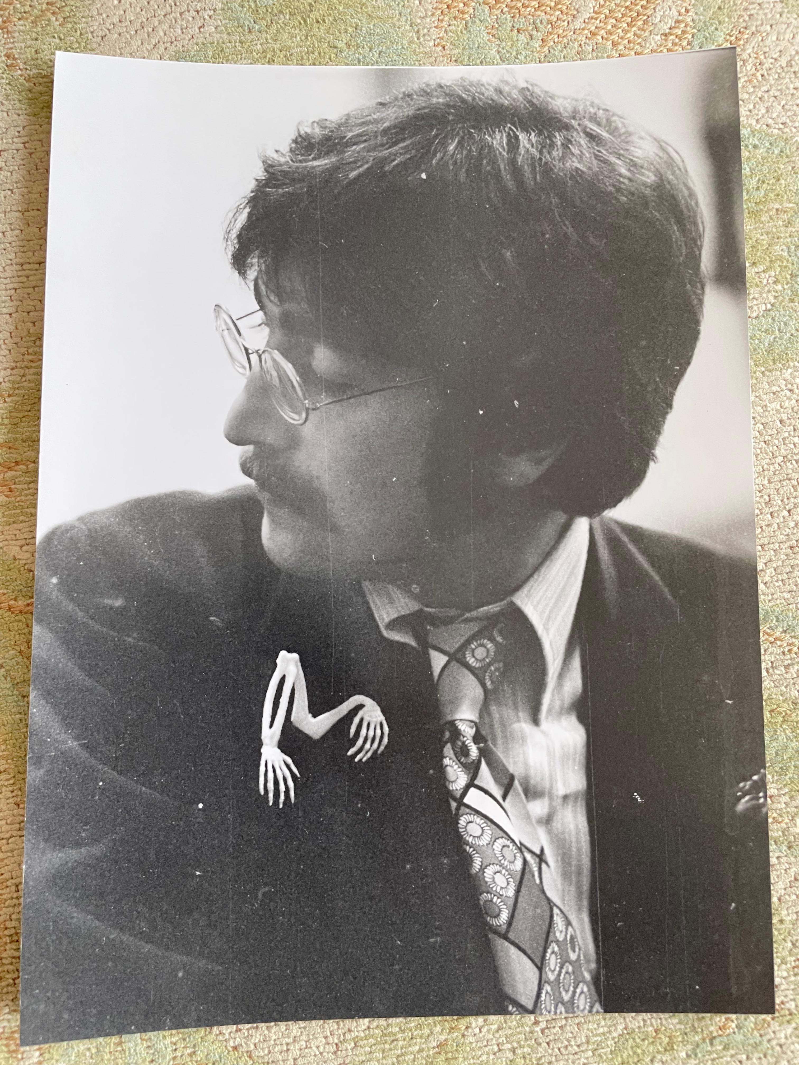 John Lennon in Abbey Rd Studios 1967 b/w Silber gelatine VINTAGE Handdruck im Angebot 4