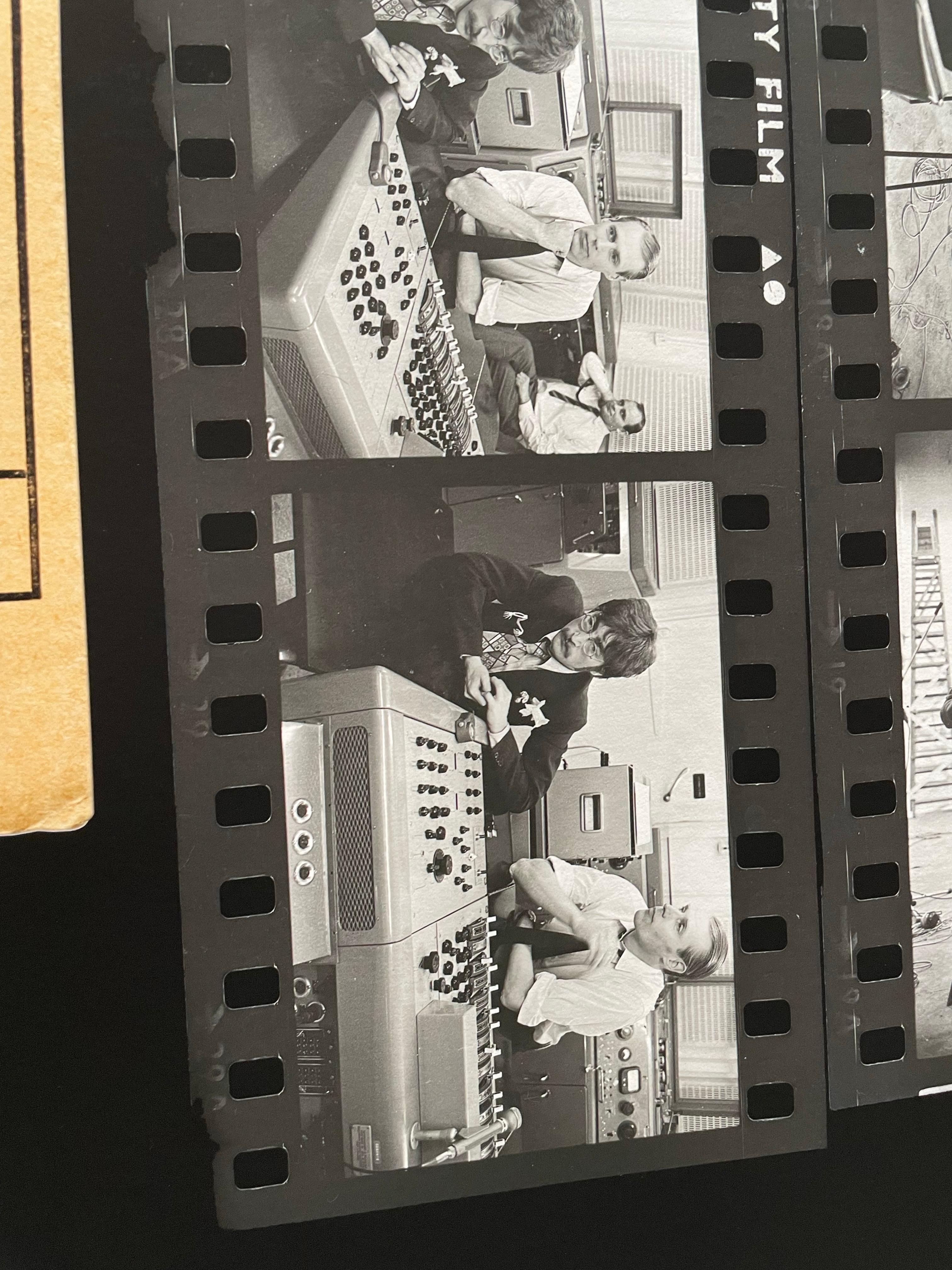 The Beatles a Abbey Rd OVERSIZE Foglio a contatto FONDO fotografia in b/n in vendita 4
