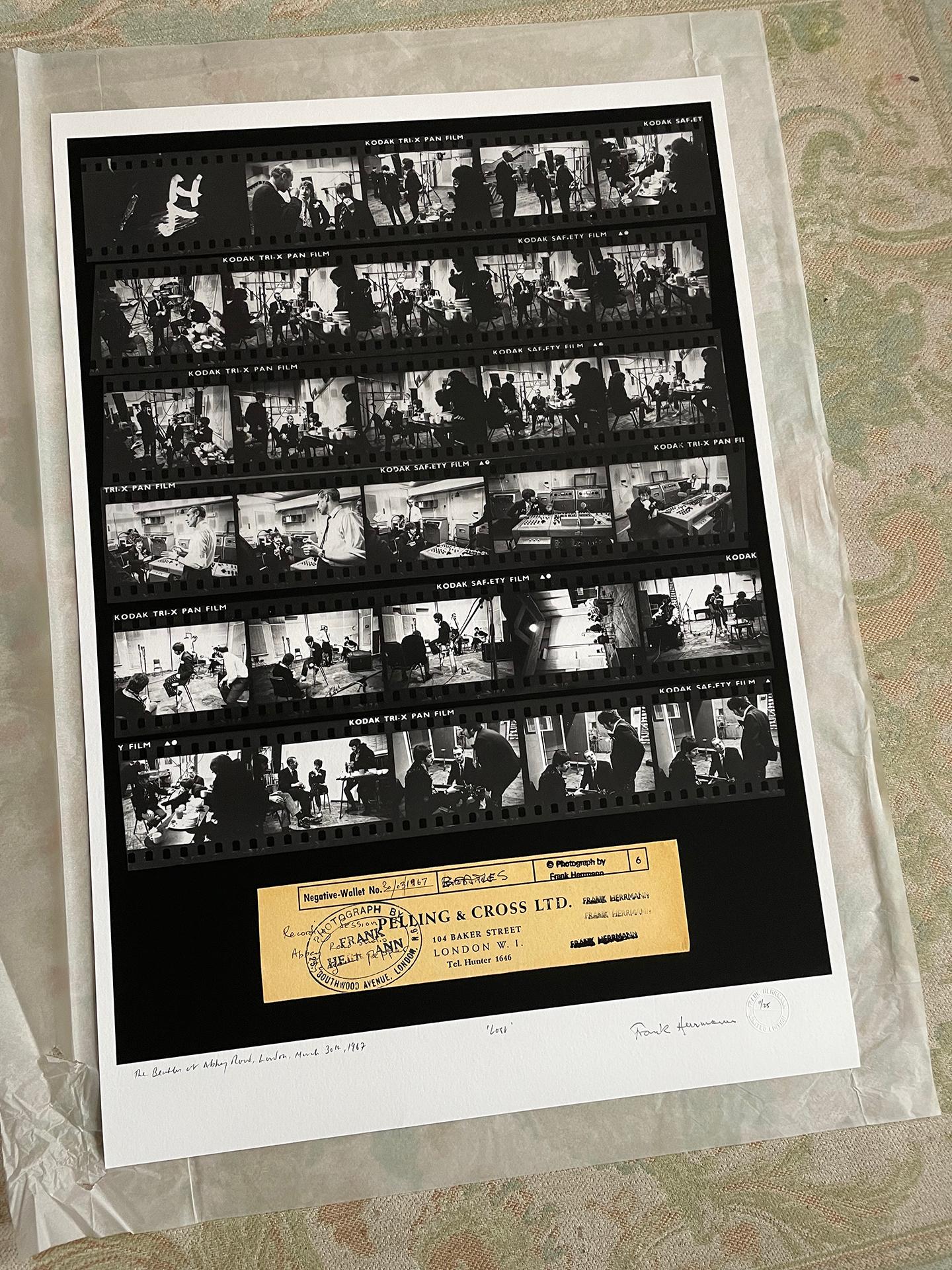 The Beatles oversize CONTACT SHEET - LOST tirage photographique n/b sur papier en vente 1