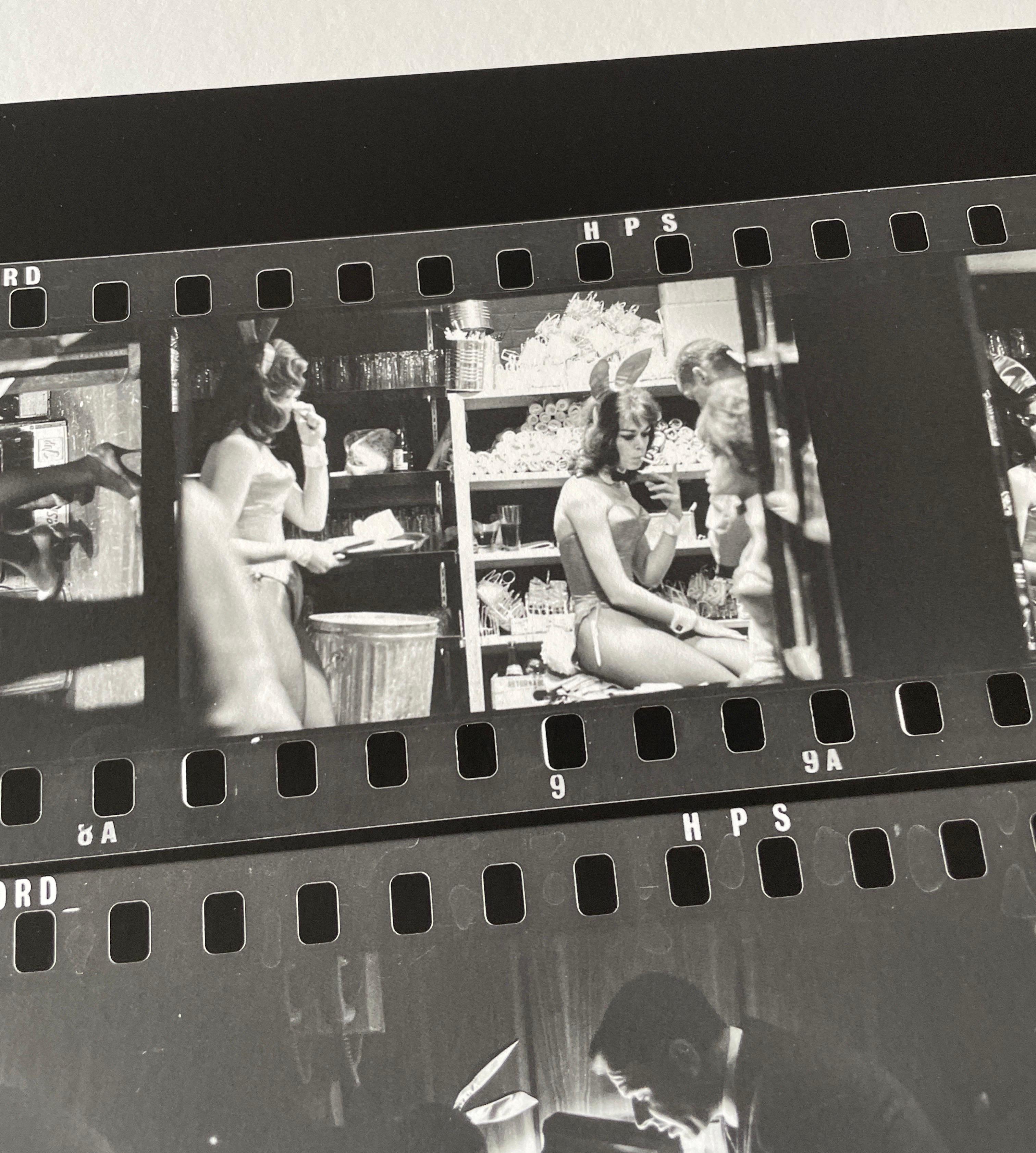 The Playboy Club Fiche de contact n/b surdimensionnée en vente 5