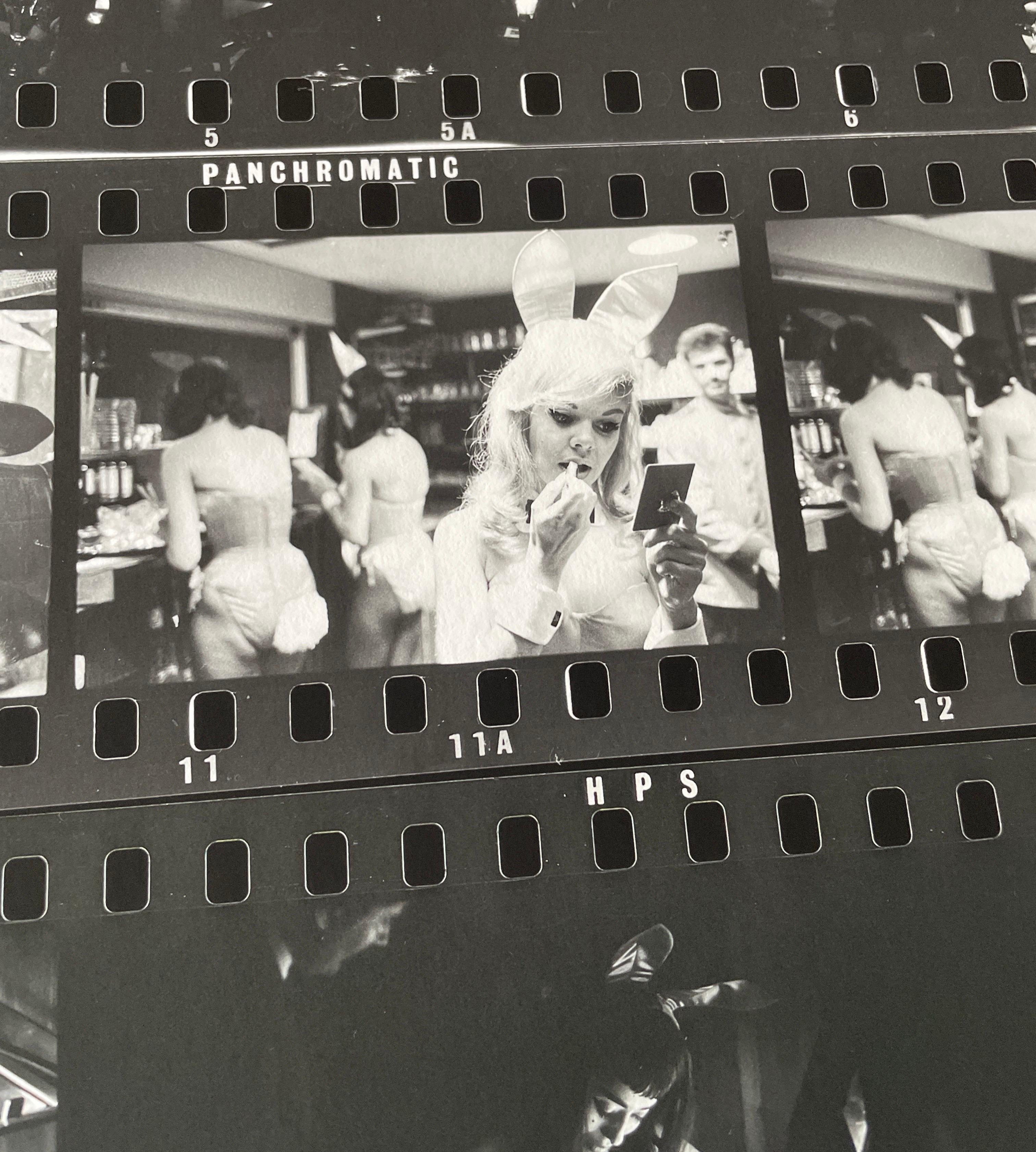The Playboy Club Fiche de contact n/b surdimensionnée en vente 4