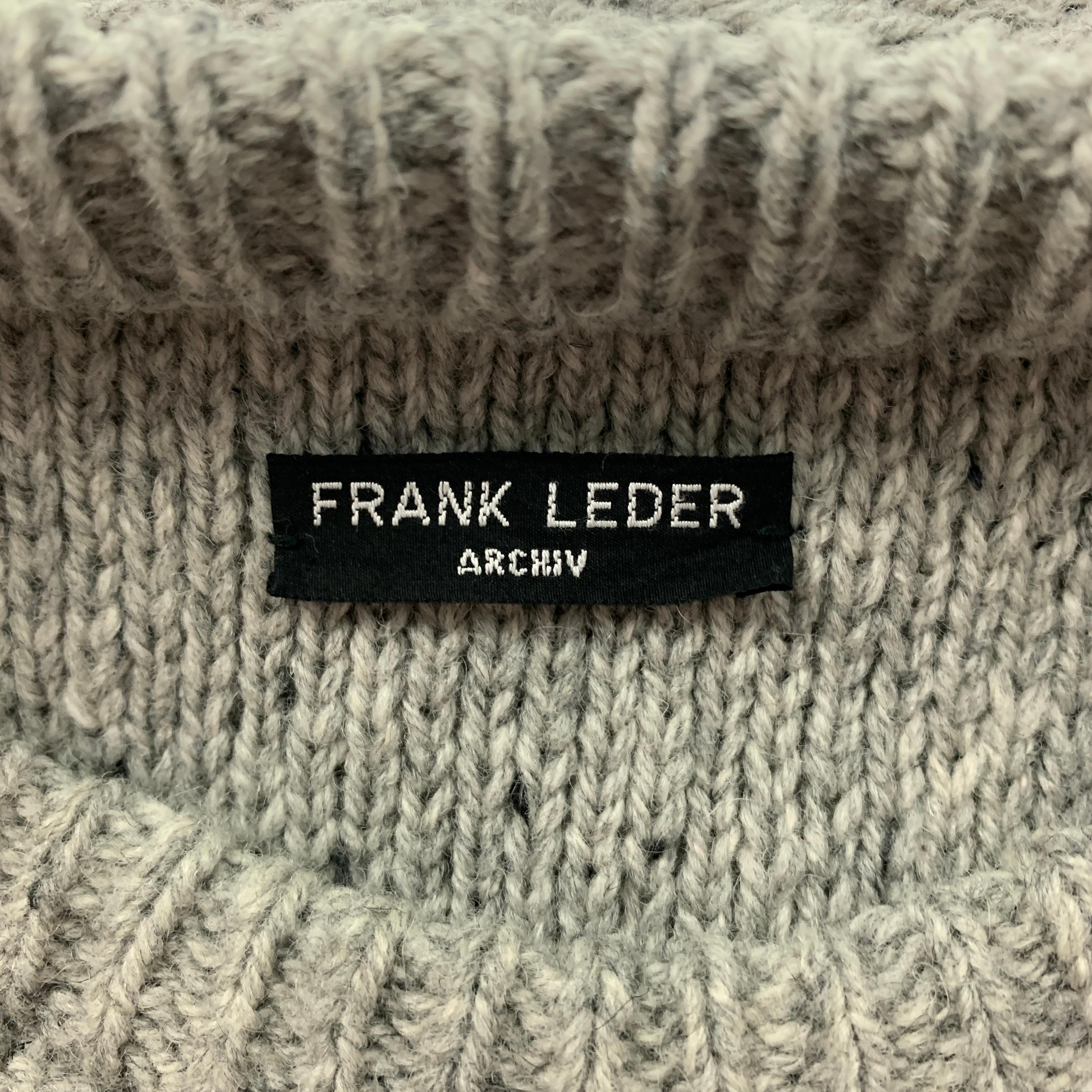 Men's FRANK LEDER Size M Grey Knitted Wool Crew-Neck Sweater