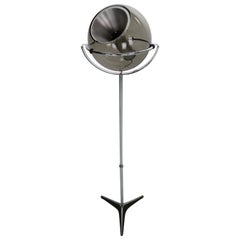 Frank Ligtelijn Adjustable Globe Floor Lamp for RAAK, 1960 Dutch Design